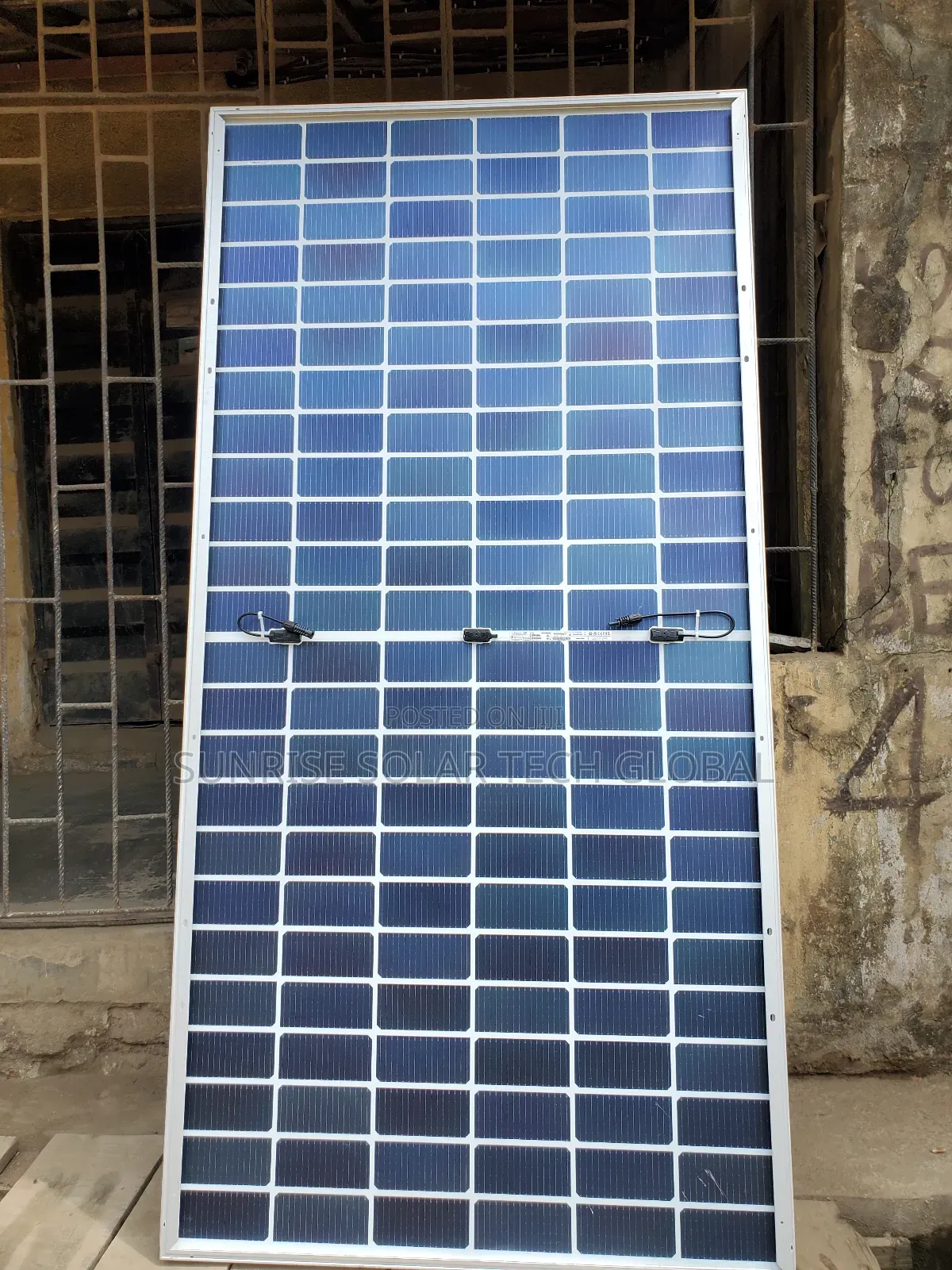 650w Jinko Solar Panel
