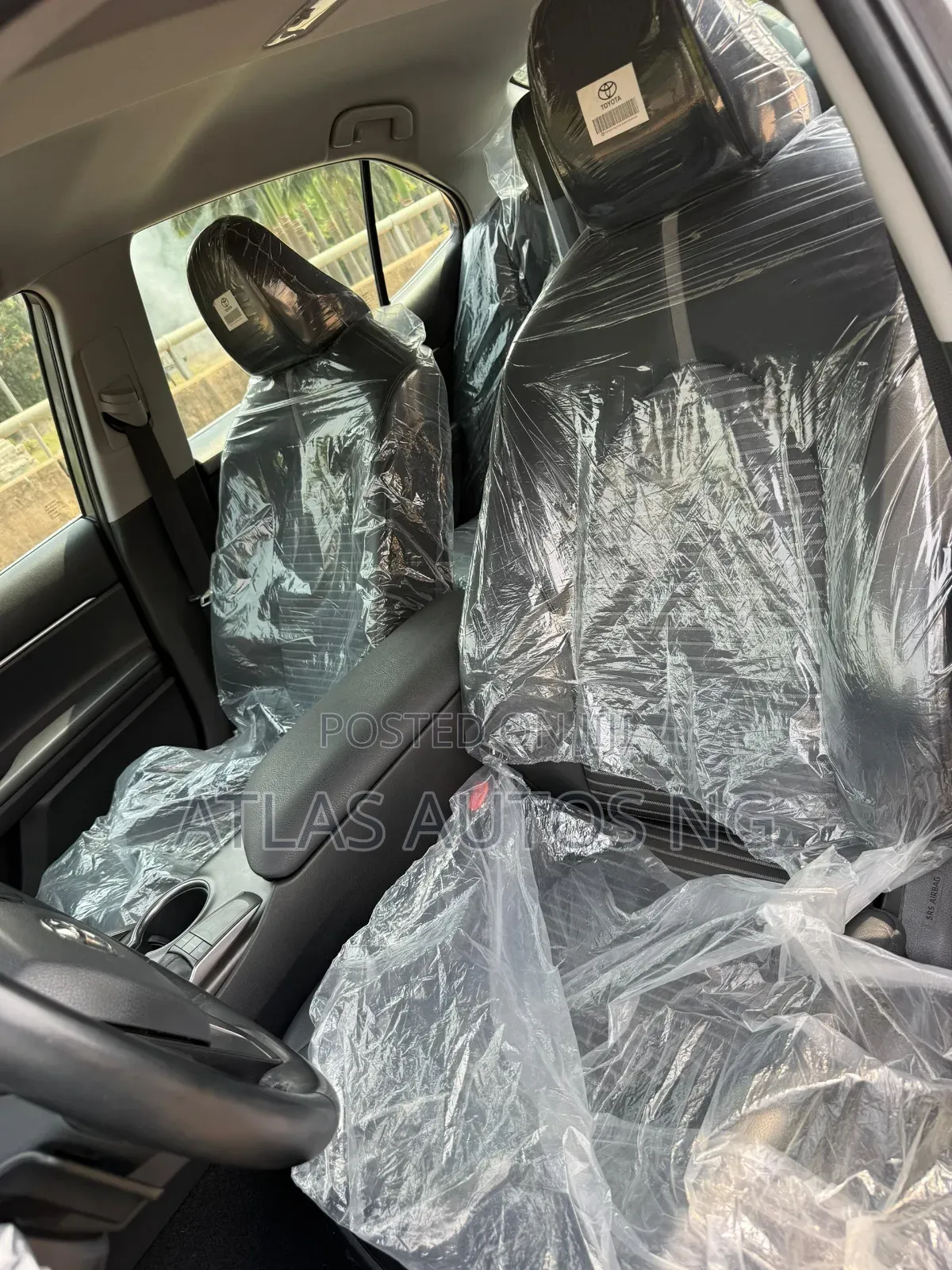 Toyota Camry SE 2022 Gray