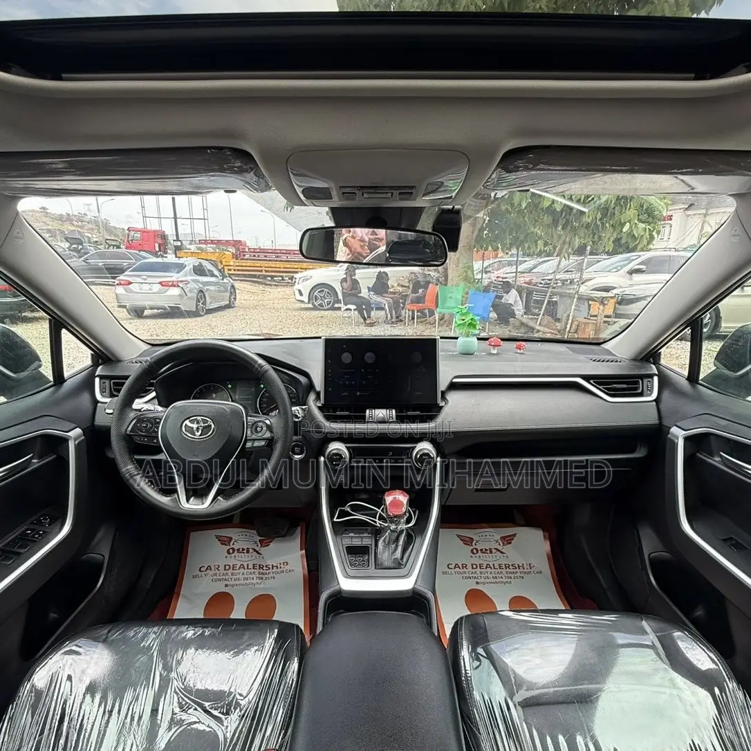 Toyota RAV4 2023 Black