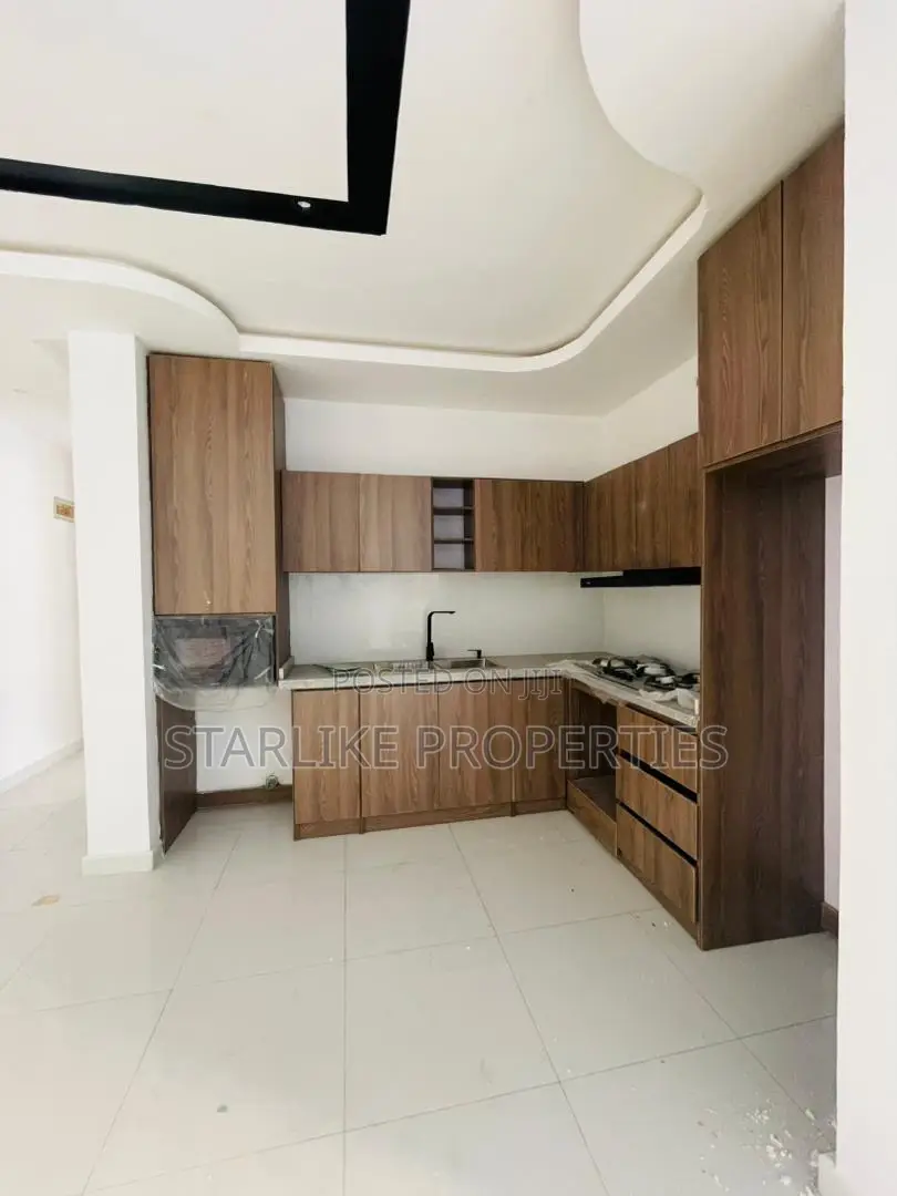 2bdrm Block of Flats in Ikate for sale