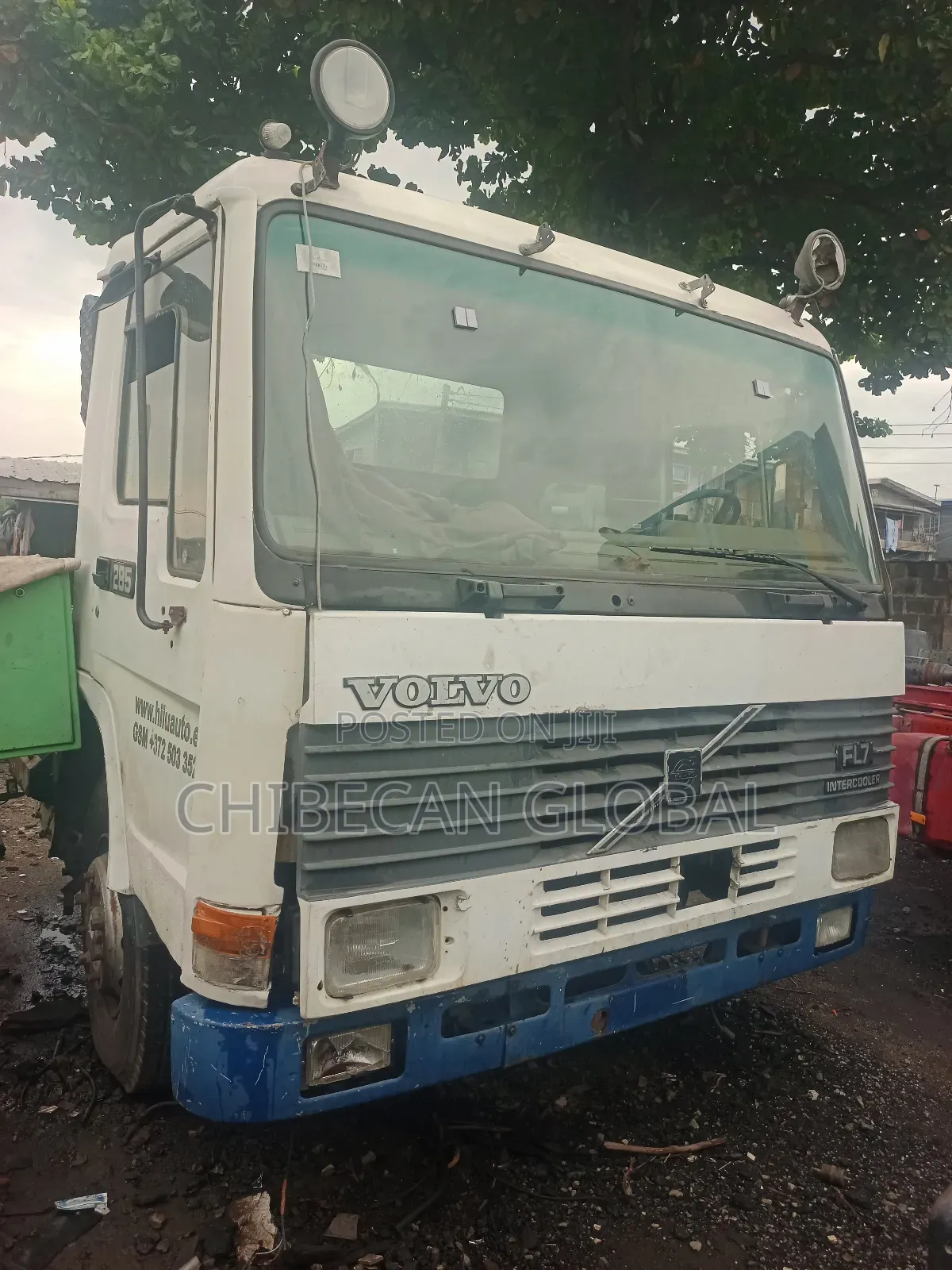 Volvo Fl7 Truck Cab and Chassis 6 Tyres Tokunbo (Foreign Used).
