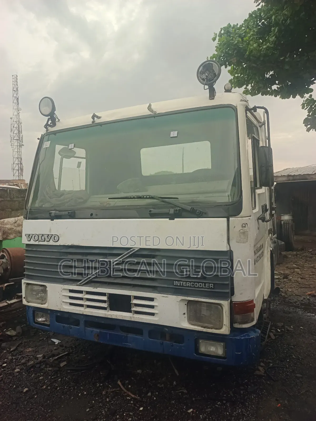 Volvo Fl7 Truck Cab and Chassis 6 Tyres Tokunbo (Foreign Used).