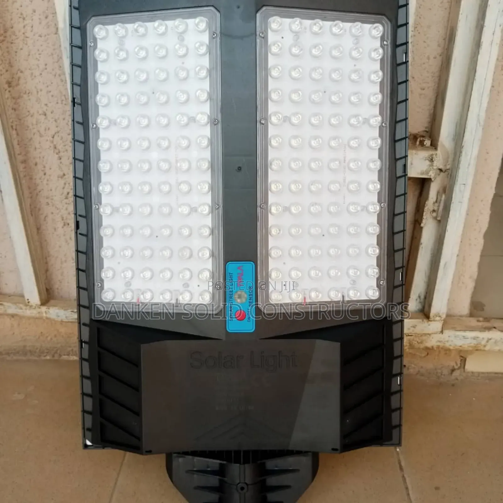 400 Watts Tpala Solar Streetlights