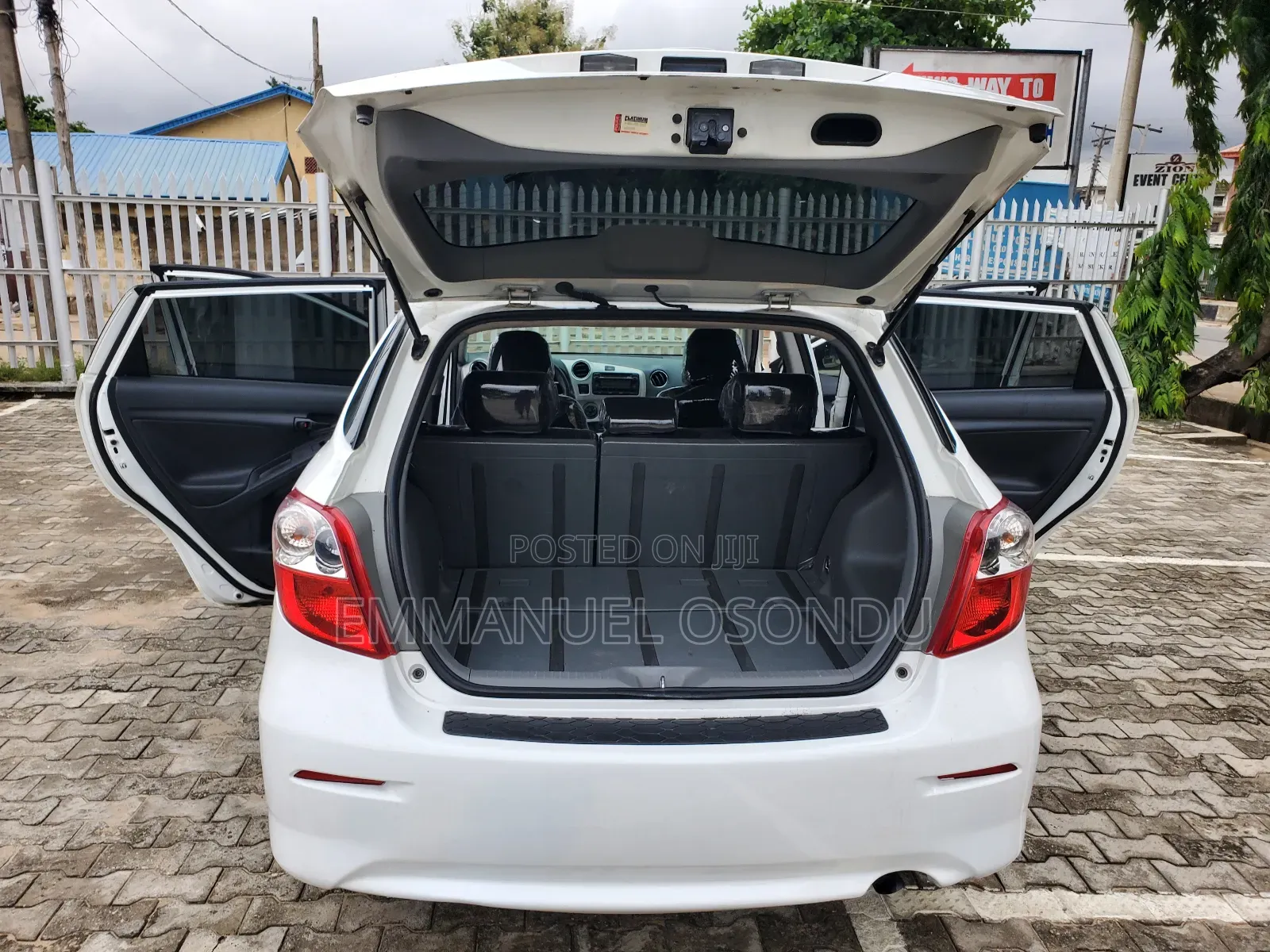 Toyota Matrix 2014 White