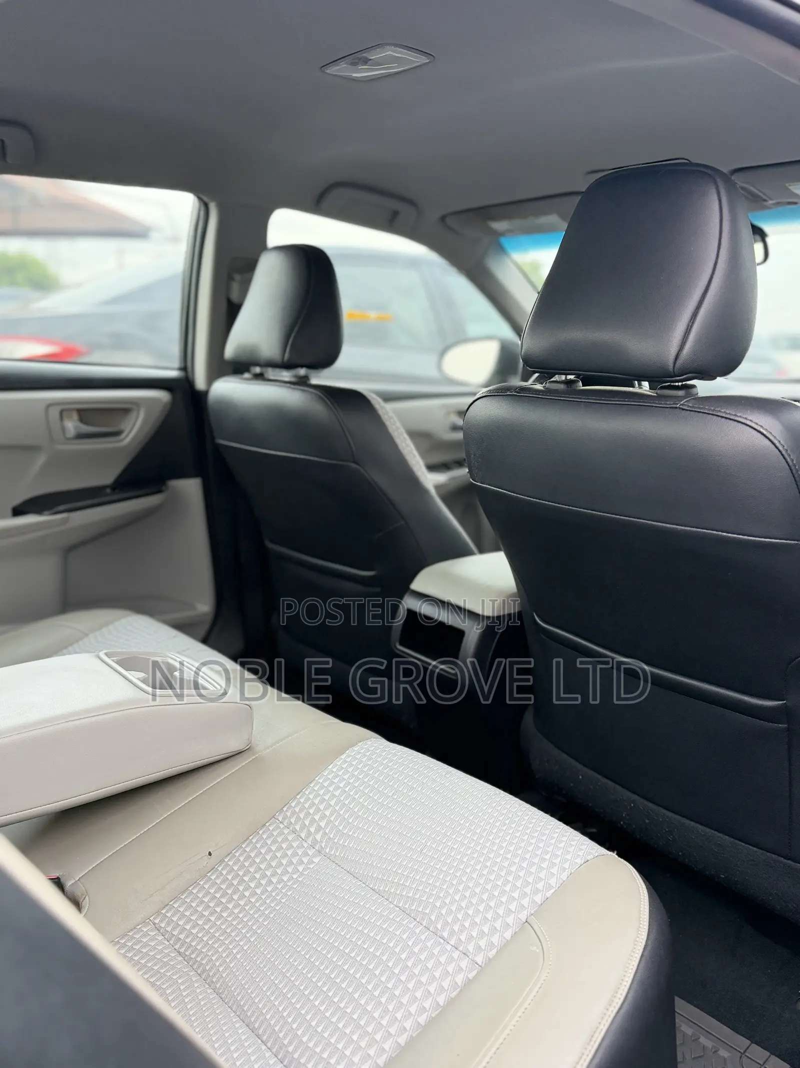 Toyota Camry SE 4dr Sedan (2.5L 4cyl 6A) 2015 Black