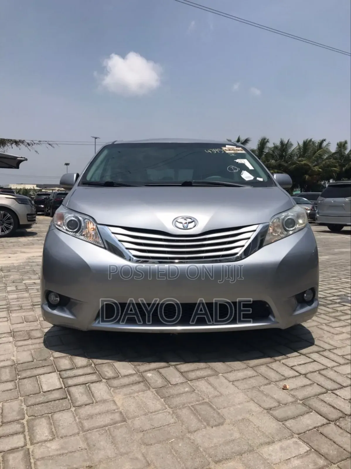 Toyota Sienna XLE 7 Passenger 2011 Silver