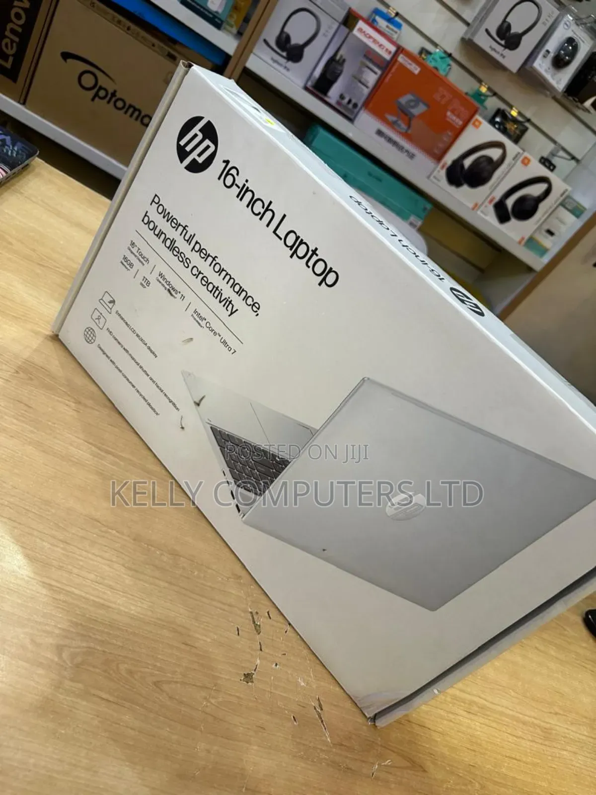 New Laptop HP OmniBook 5 Flip 16GB Intel Core Ultra 7 SSD 1T