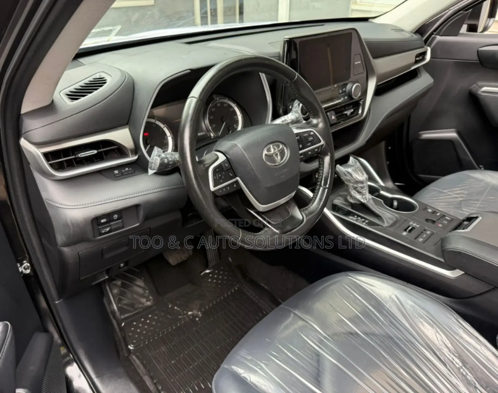 Toyota Highlander XLE AWD 2024 Black