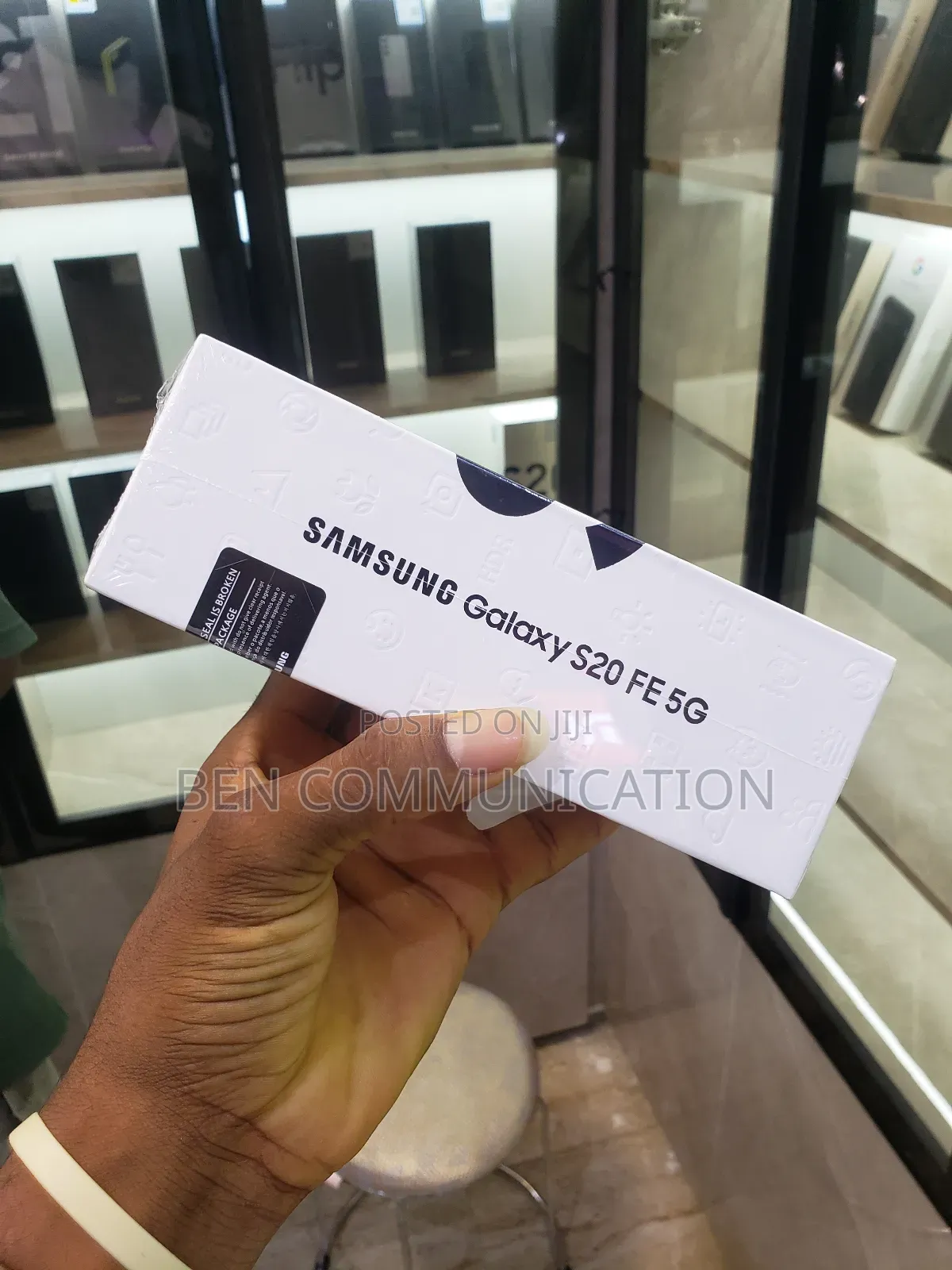 New Samsung Galaxy S20 FE 5G 128 GB