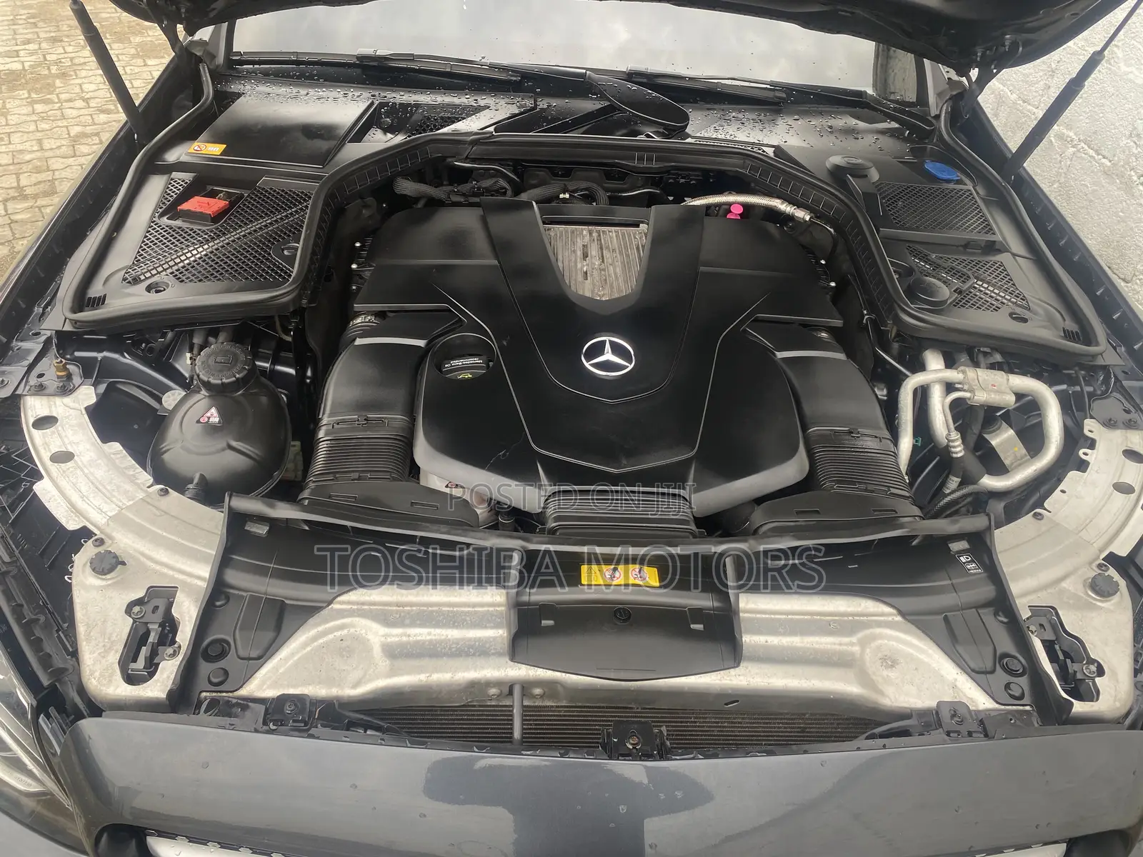 Mercedes-Benz C400 4Matic AWD Sedan (3.0L V6 7A) 2015 Gray