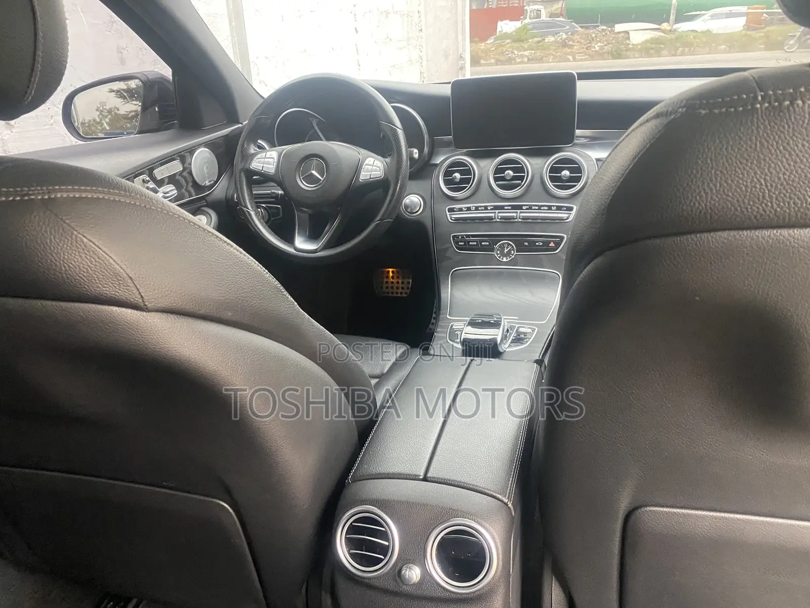 Mercedes-Benz C400 4Matic AWD Sedan (3.0L V6 7A) 2015 Gray