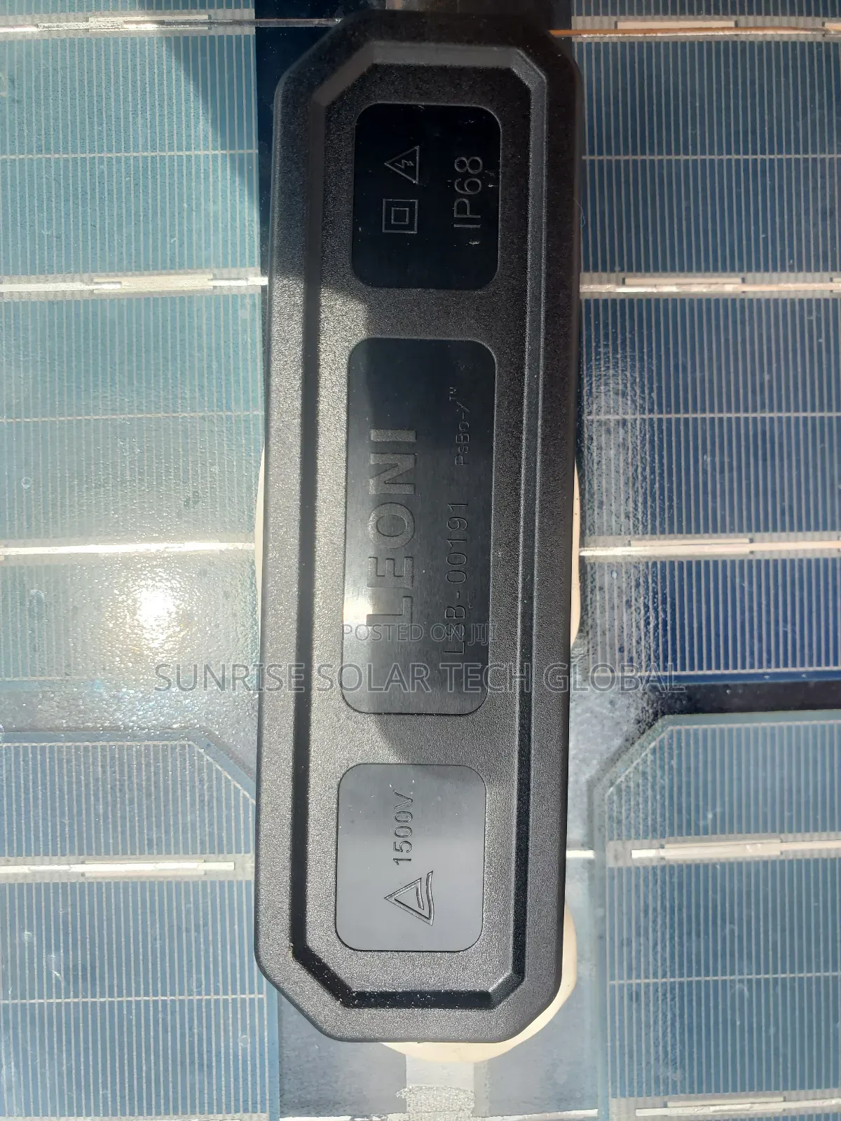 615w Jinko Solar Panels Bifacial