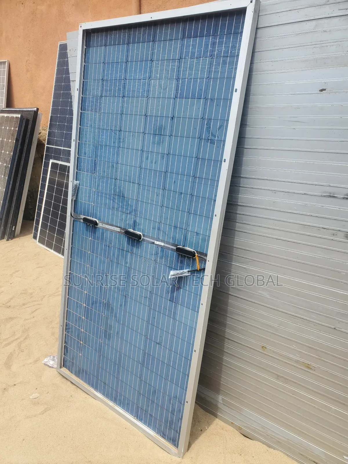 615w Jinko Solar Panels Bifacial