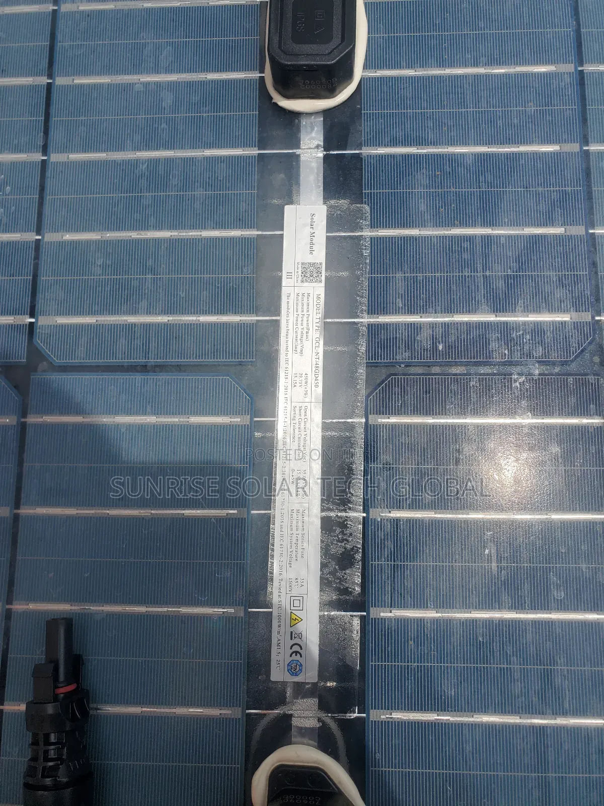 615w Jinko Solar Panels Bifacial