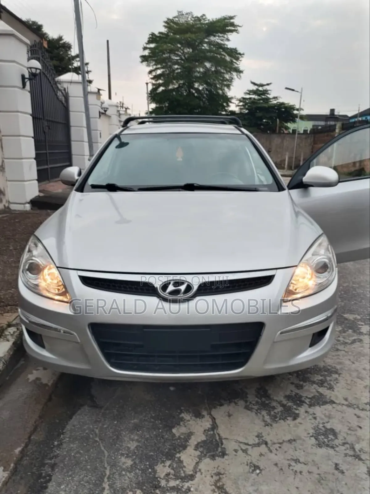 Hyundai Elantra Touring GLS Automatic 2012 Silver