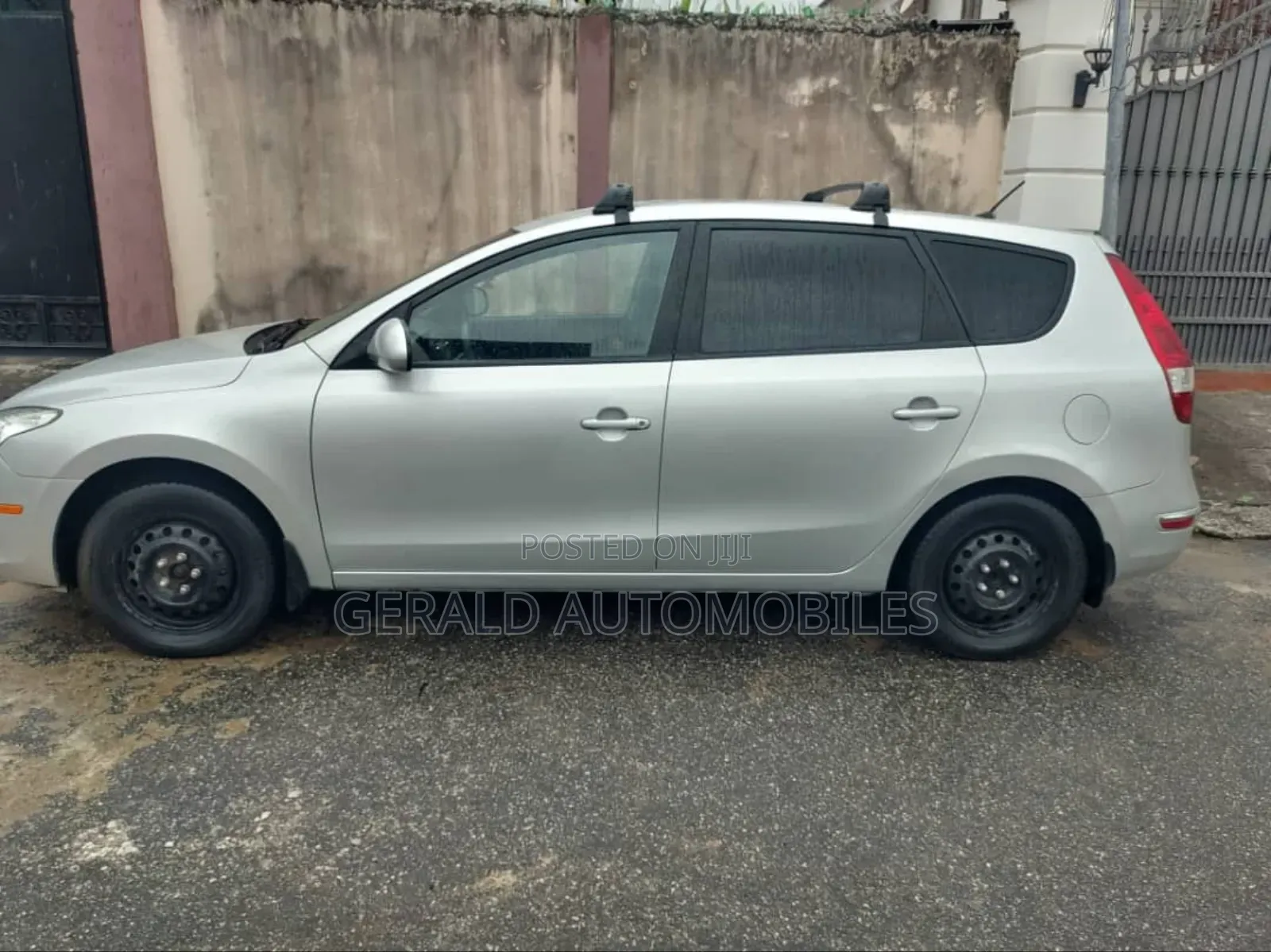 Hyundai Elantra Touring GLS Automatic 2012 Silver