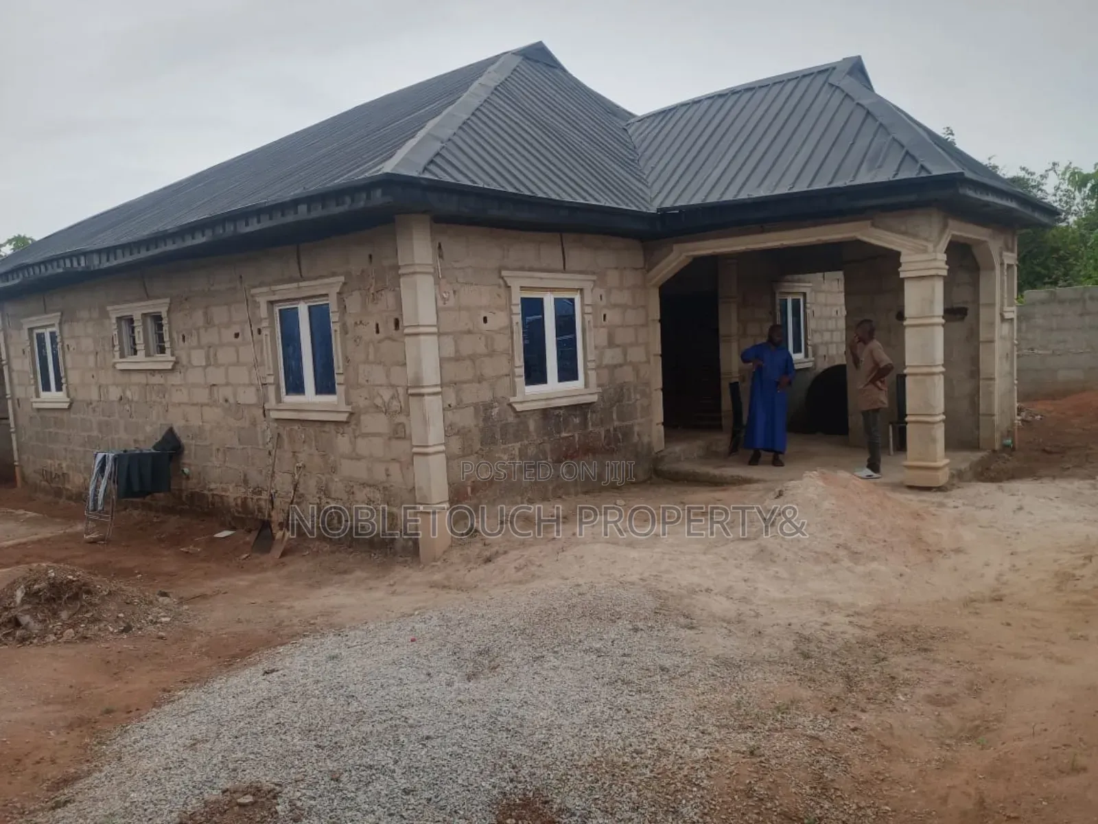 3bdrm Bungalow in Ikorodu Lagos, Agric for sale