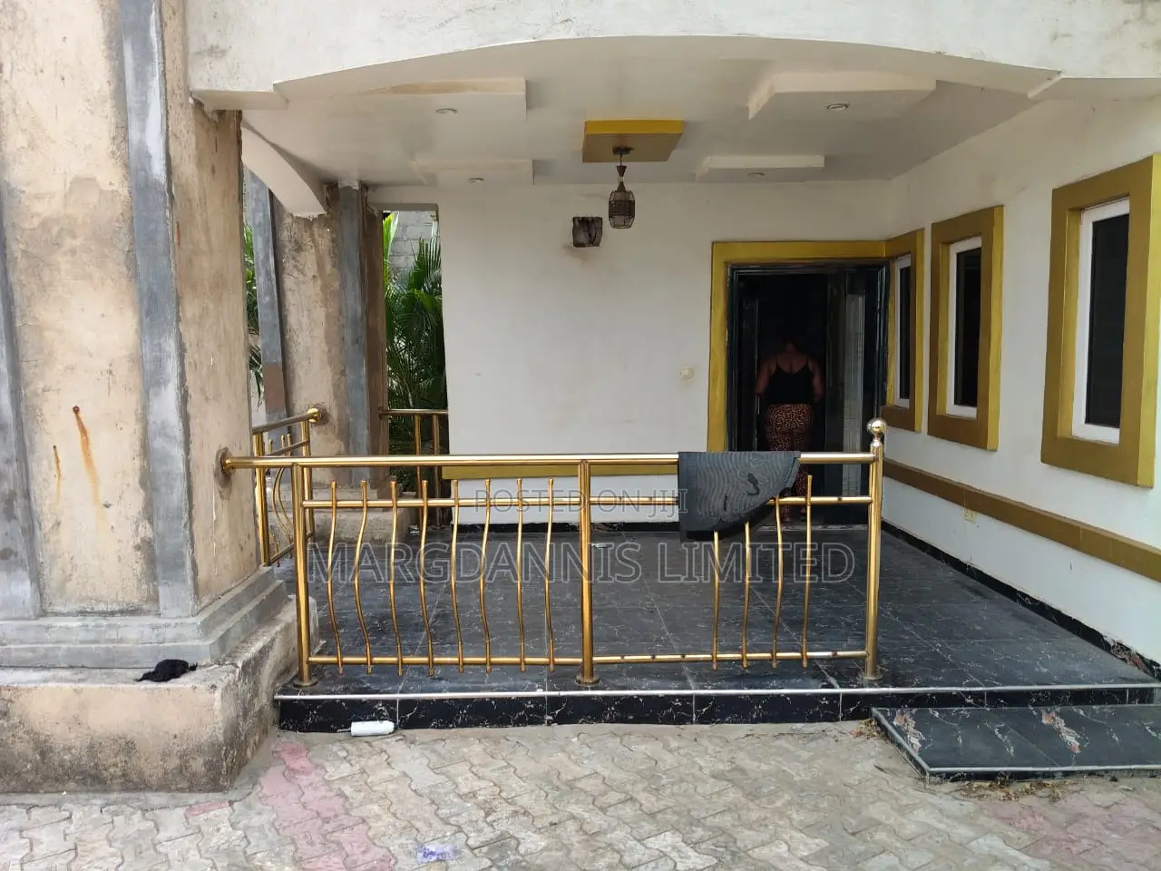 Furnished 4bdrm Duplex in Asolo-Agric for sale