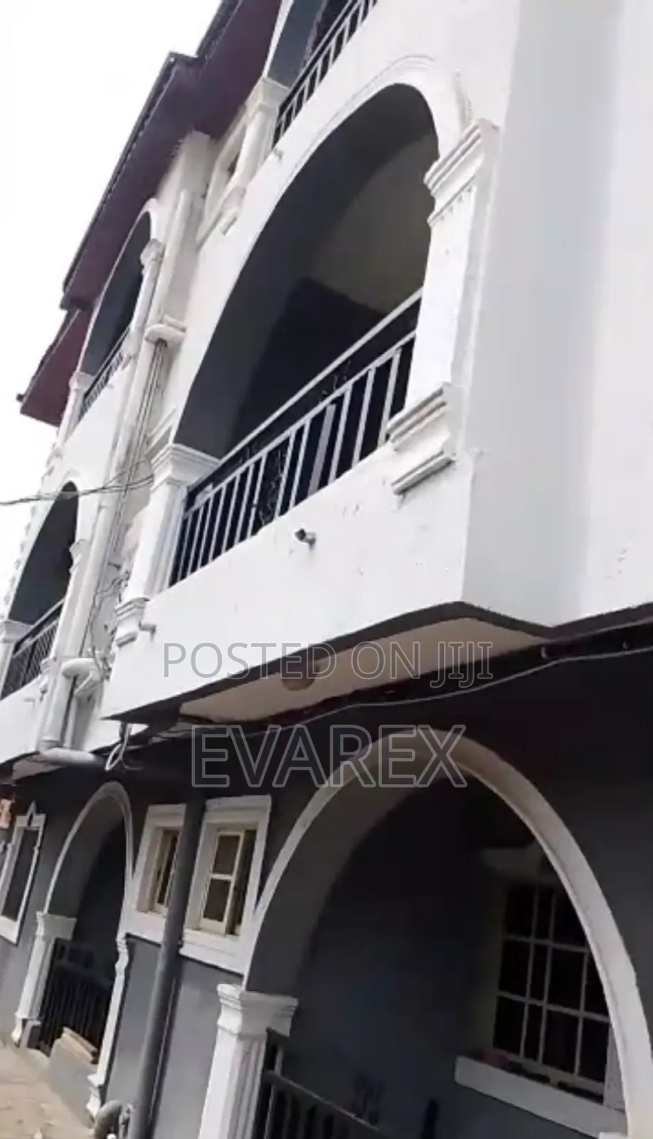 18bdrm Block of Flats in Ojo for sale