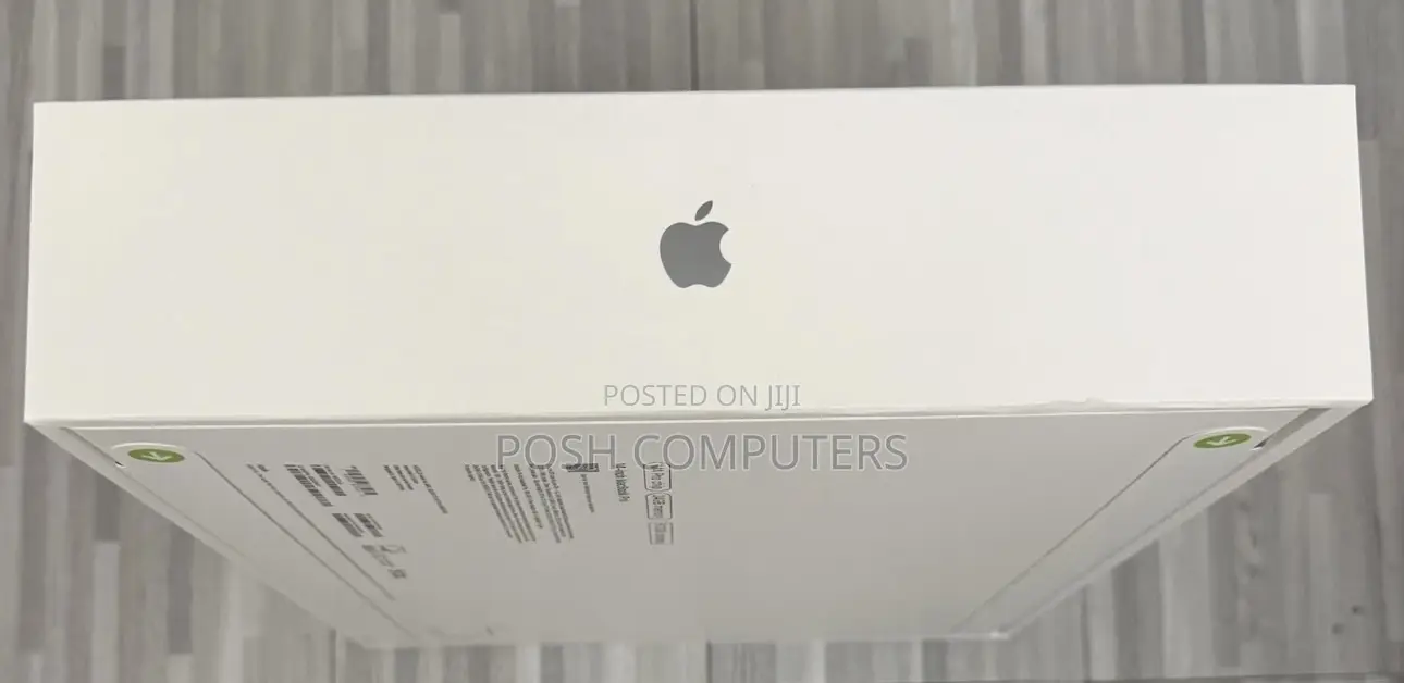 New Laptop Apple MacBook Pro 2024 M4 Pro 24GB Apple M4 Pro SSD 512GB