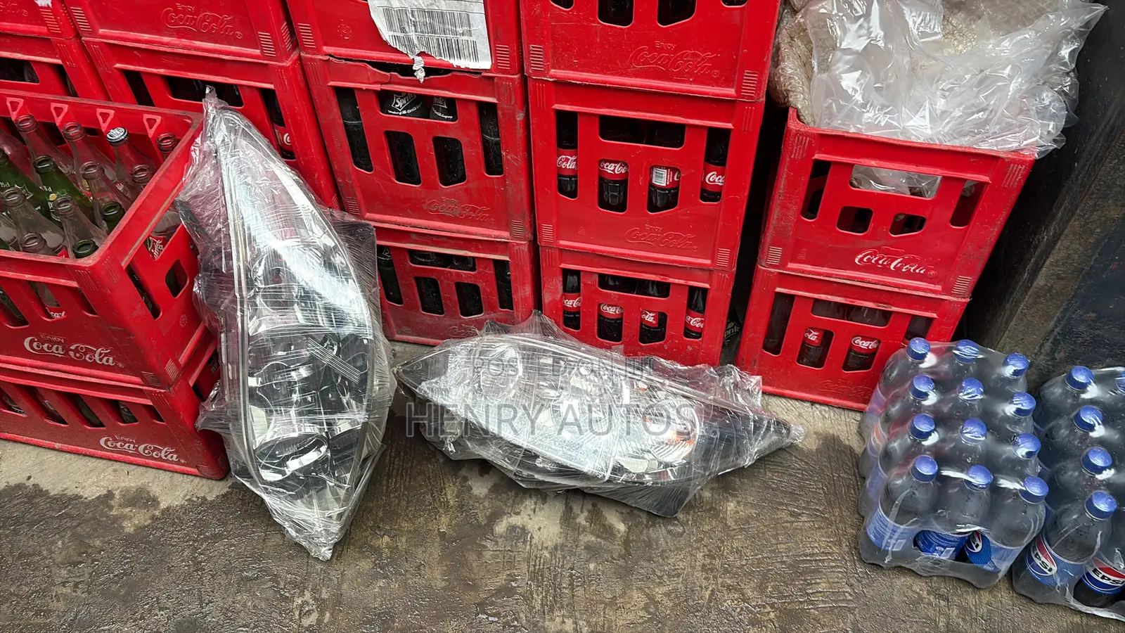 Set Headlights MPV 2005