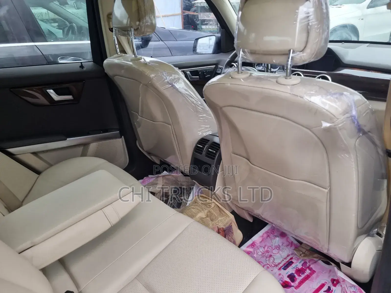 Mercedes-Benz GLK-Class Base GLK 350 4dr AWD 4MATIC (3.5L 6cyl 7A) 2015