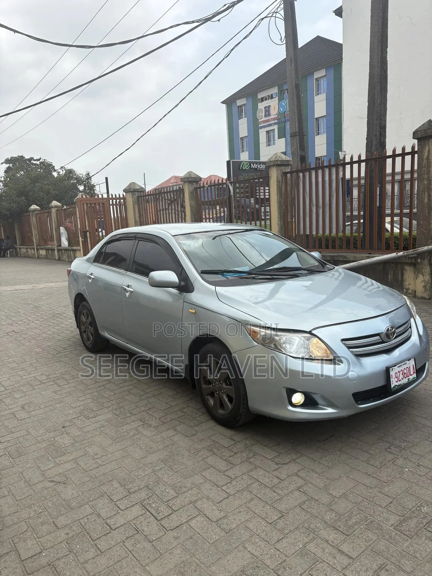 Toyota Corolla LE 4dr Sedan (1.8L 4cyl 4A) 2010 Blue