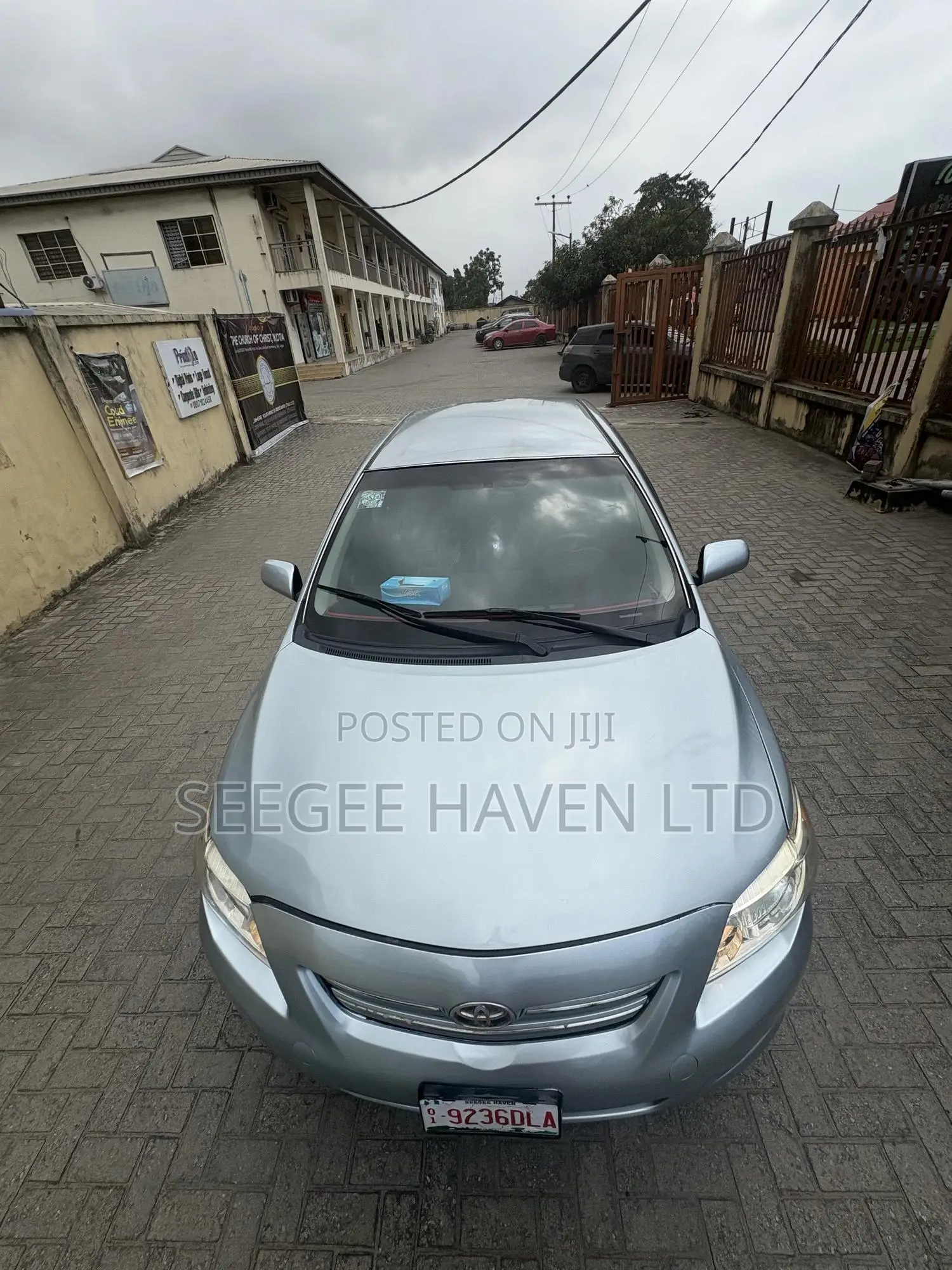 Toyota Corolla LE 4dr Sedan (1.8L 4cyl 4A) 2010 Blue
