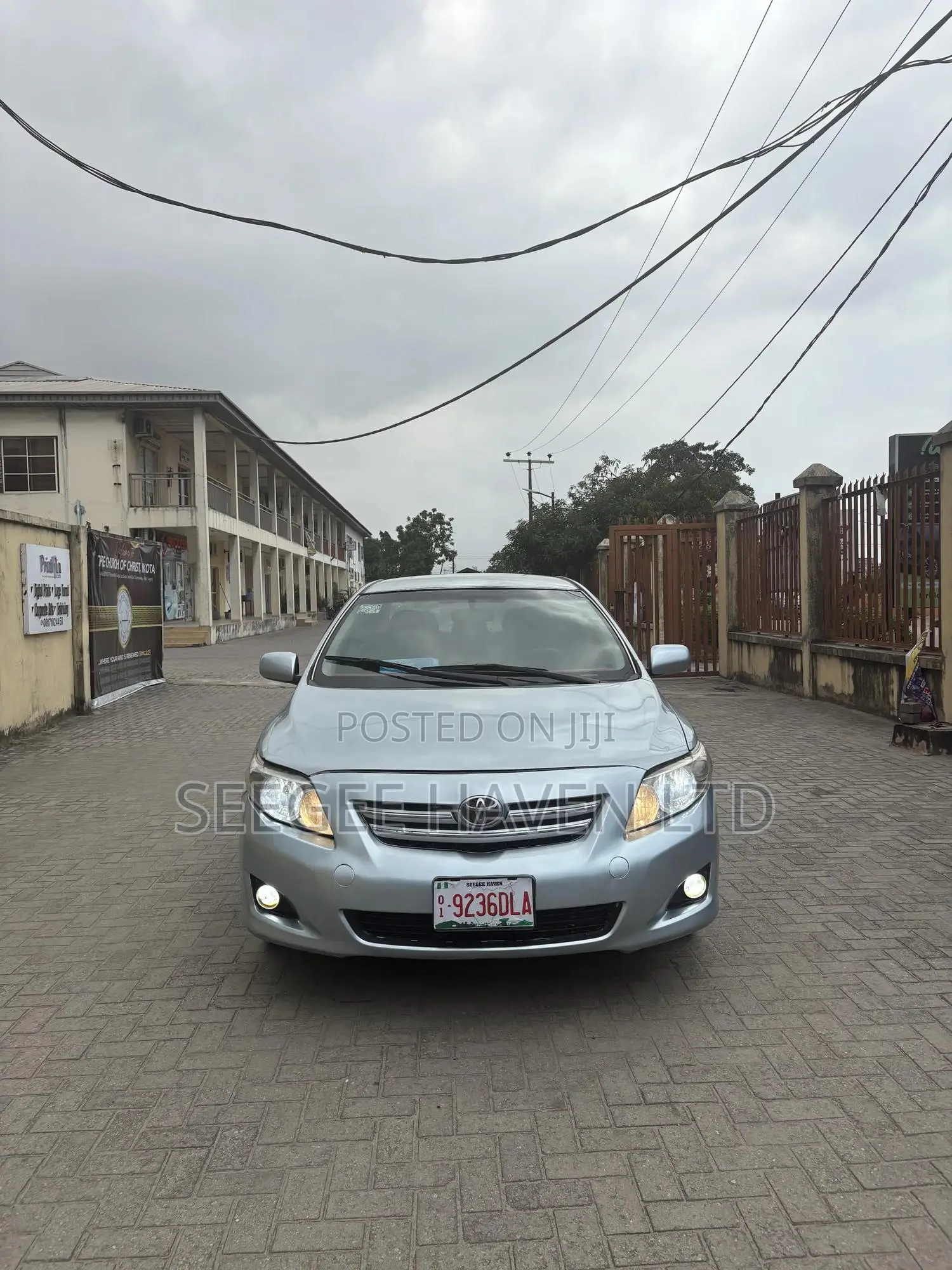 Toyota Corolla LE 4dr Sedan (1.8L 4cyl 4A) 2010 Blue