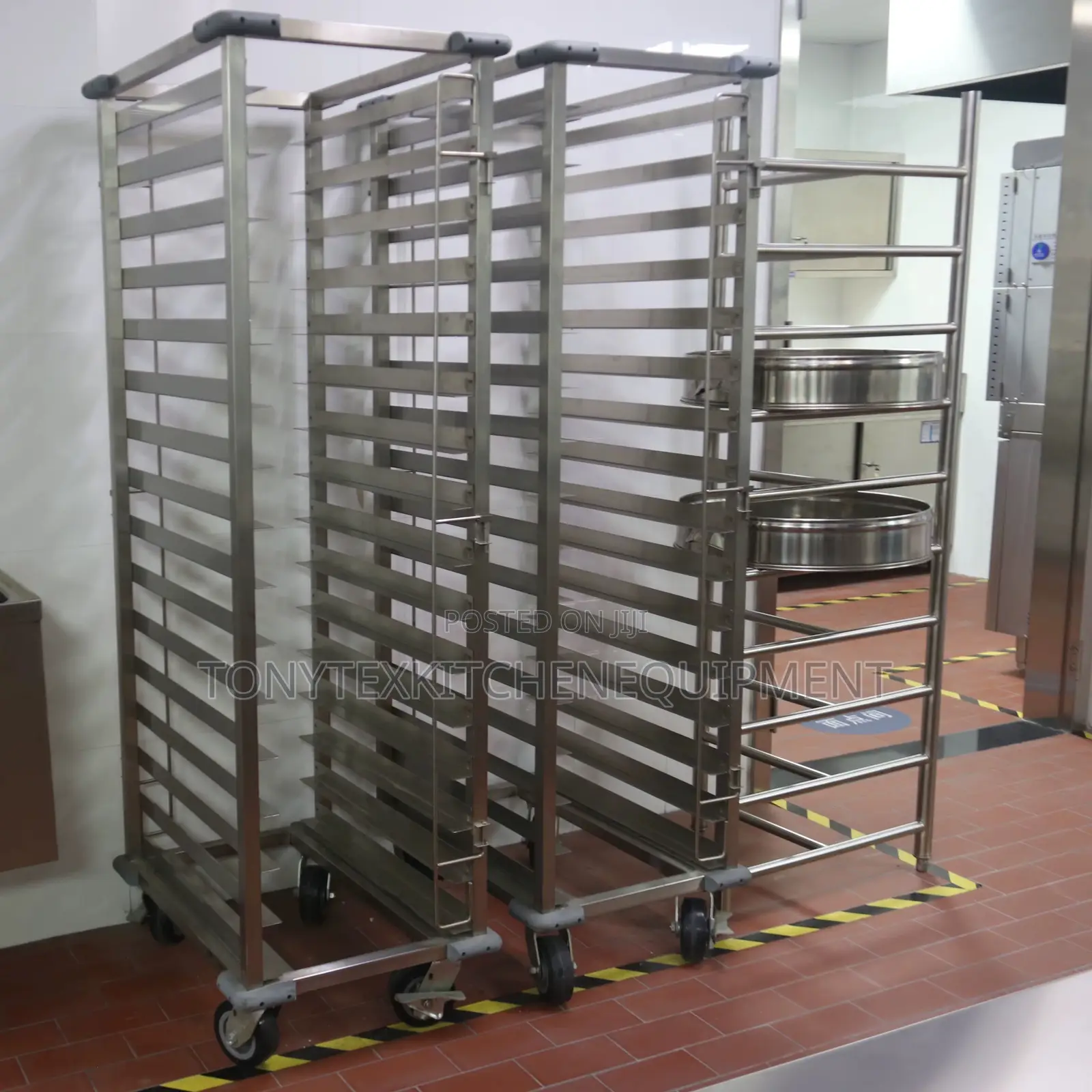 Commercial 16 Tray Bread Trolley Stainless Steel Rack With Wheels