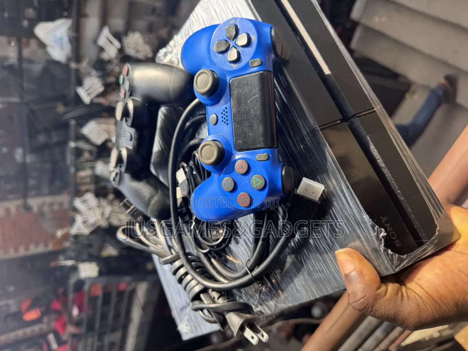Clean Playstation 4 Console With Complete Gadgets