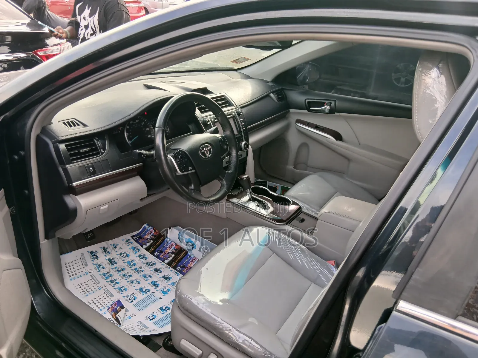 Toyota Camry XLE 4dr Sedan (2.5L 4cyl 6A) 2012 Black