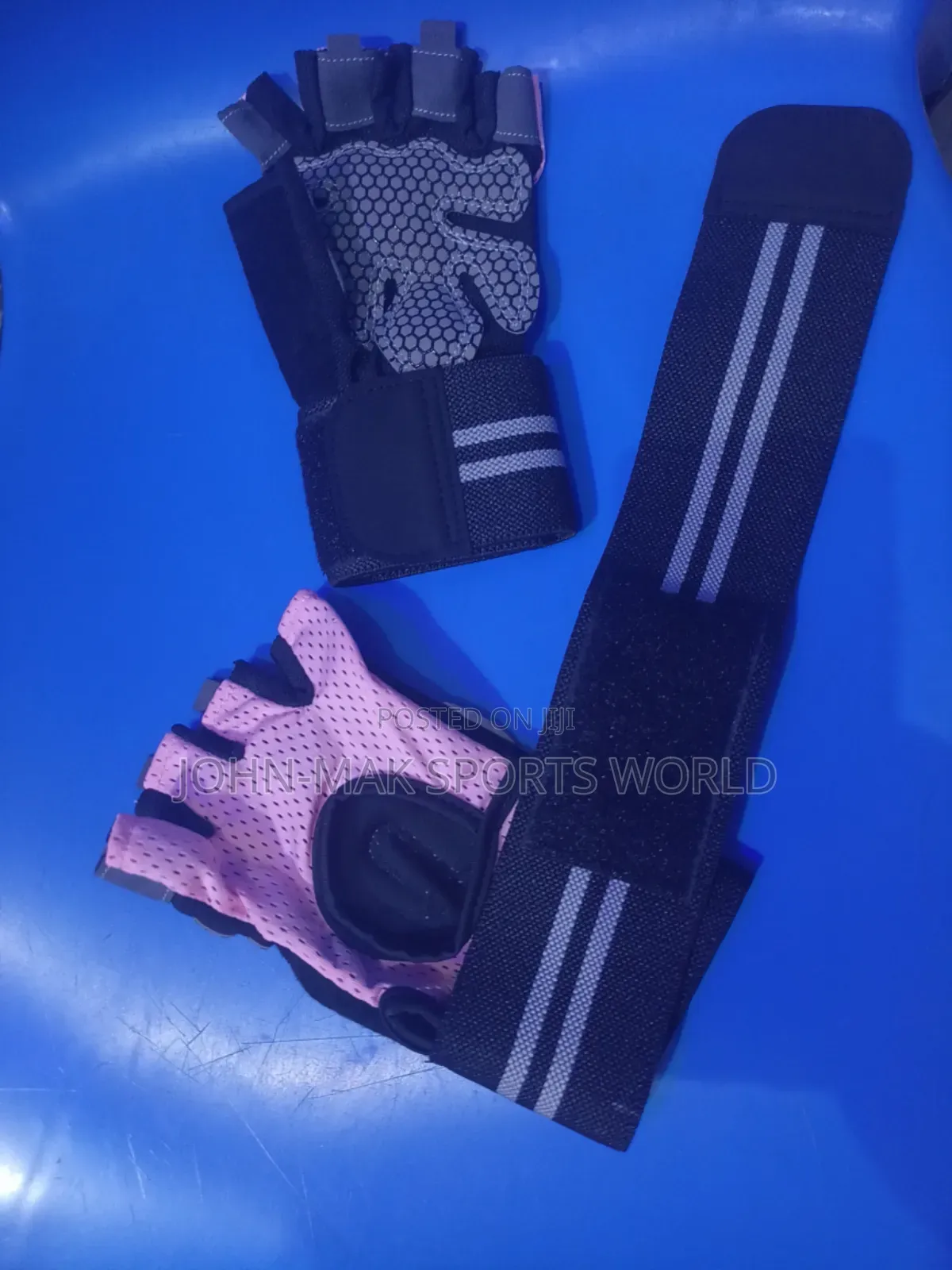 Female Gym Gloves With Straps
