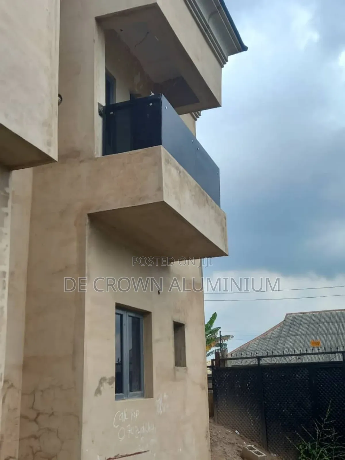 10mm Tempered Glass Balcony Handrails – Modern Strong Design