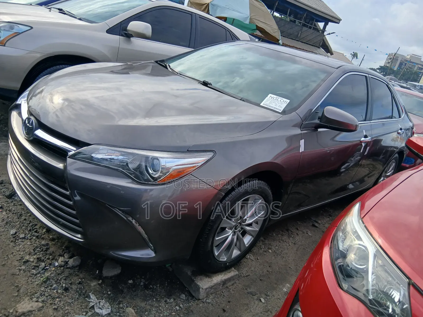 Toyota Camry XLE 4dr Sedan (2.5L 4cyl 6A) 2016 Gray