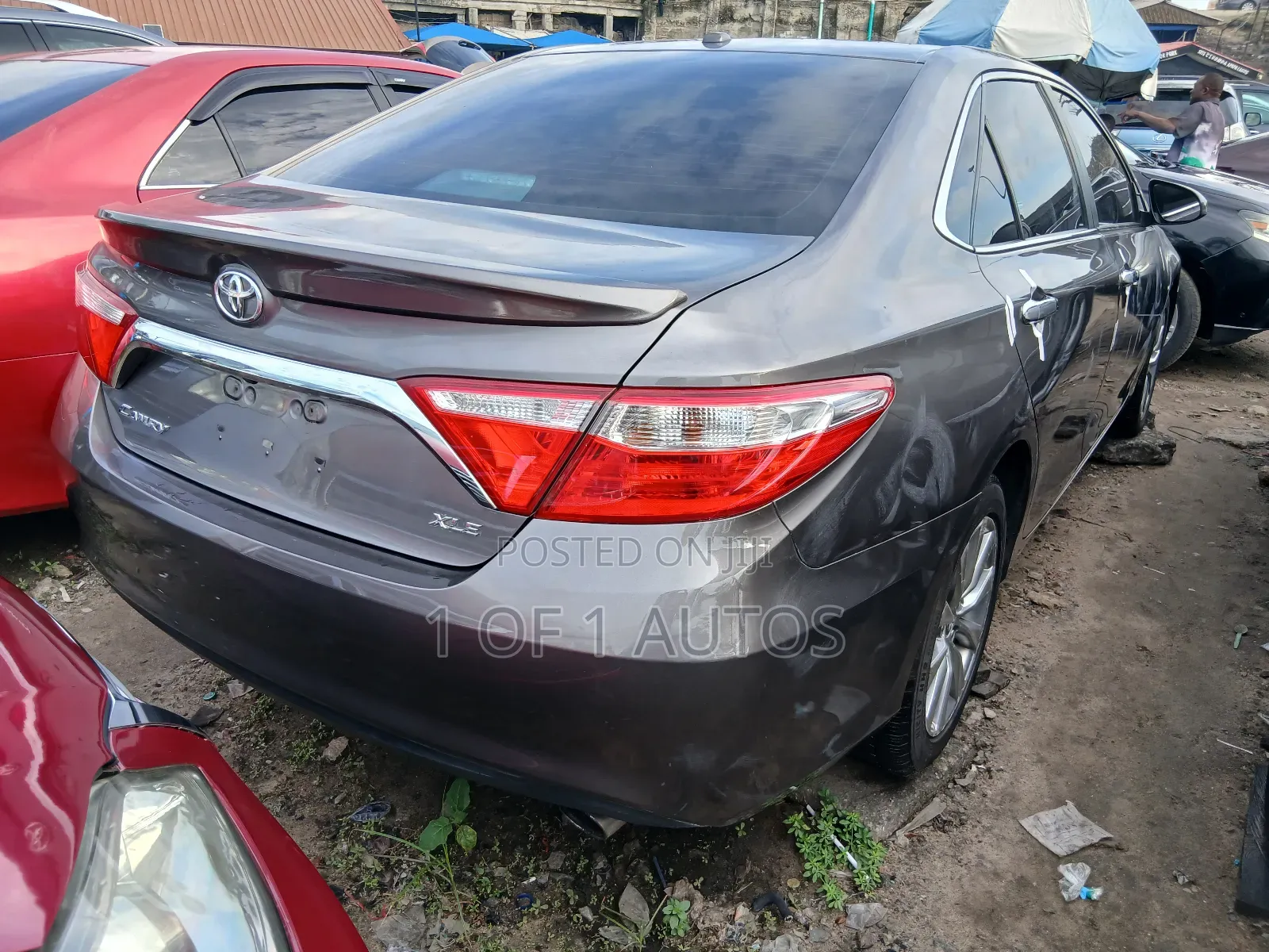 Toyota Camry XLE 4dr Sedan (2.5L 4cyl 6A) 2016 Gray