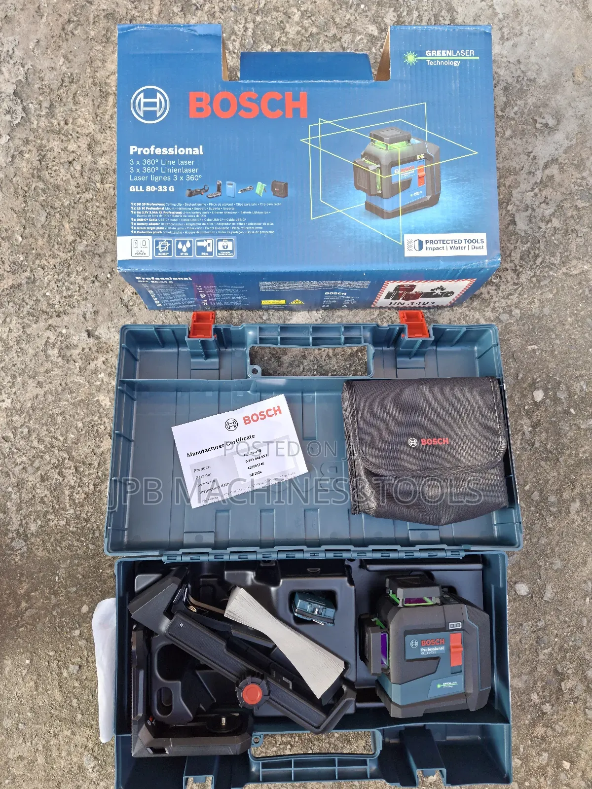 GLL 80-33g Bosch Green Laser Leveller With Charging Alkaline Battery