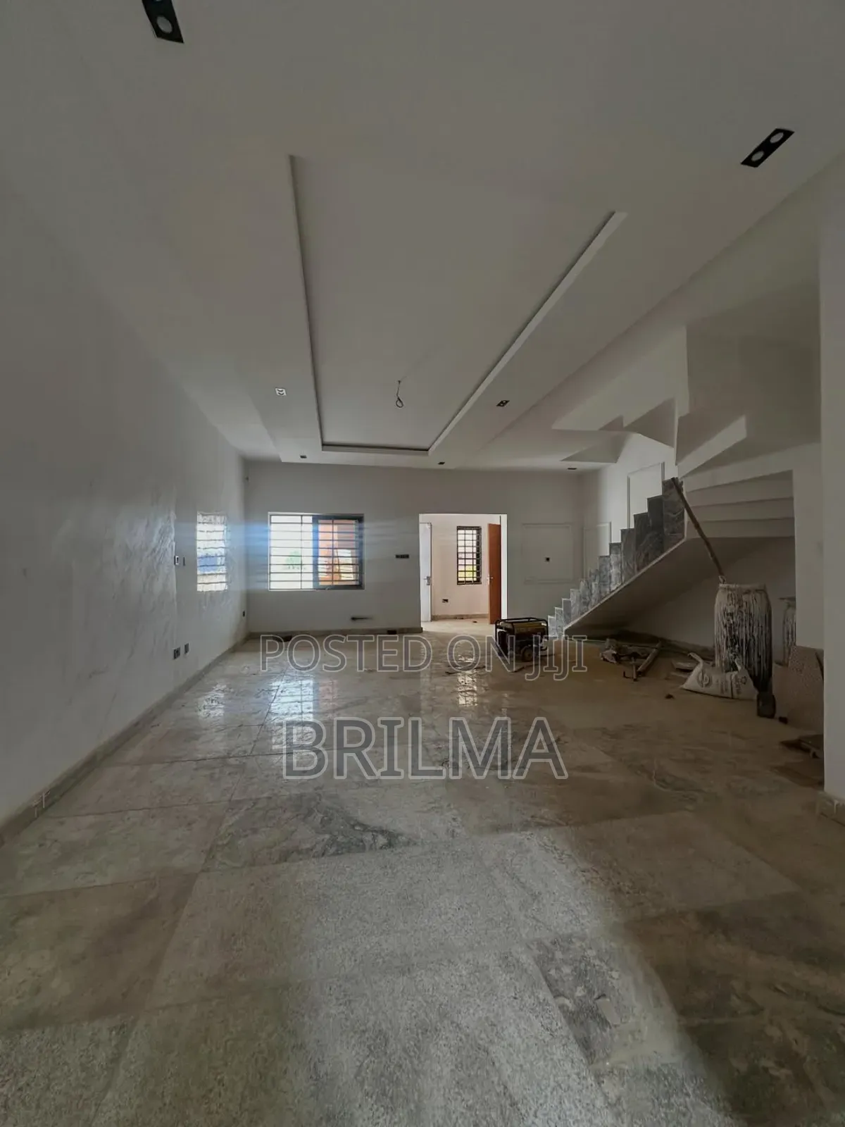 4bdrm Duplex in Jahi for sale