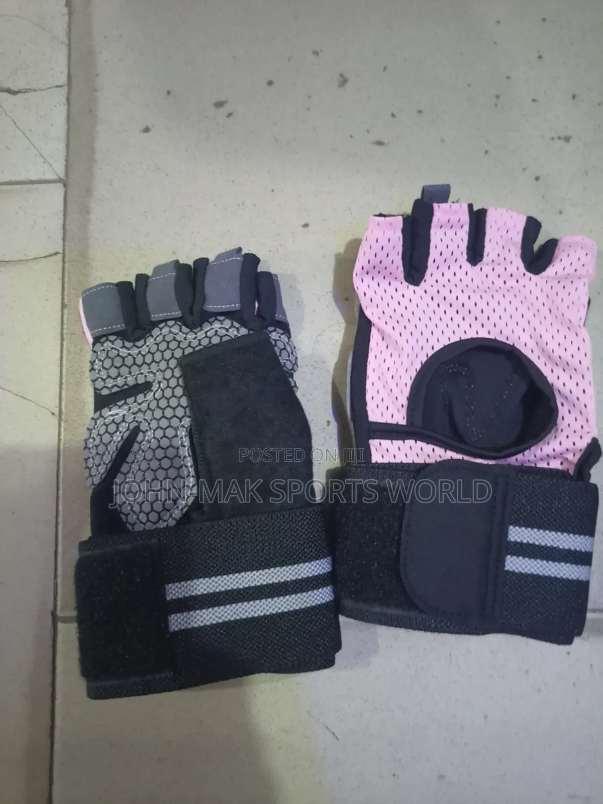 Female Gym Gloves With Straps