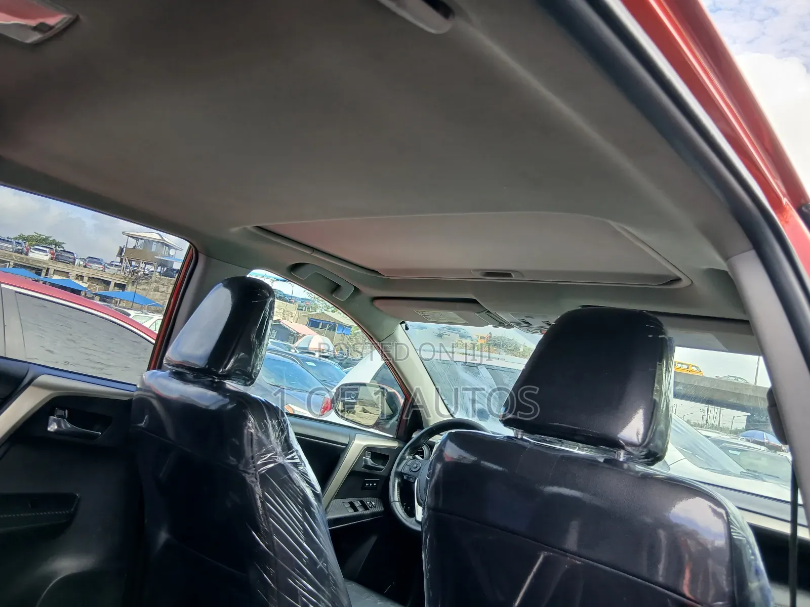 Toyota RAV4 Limited 4dr SUV AWD (2.5L 4cyl 6A) 2015 Orange