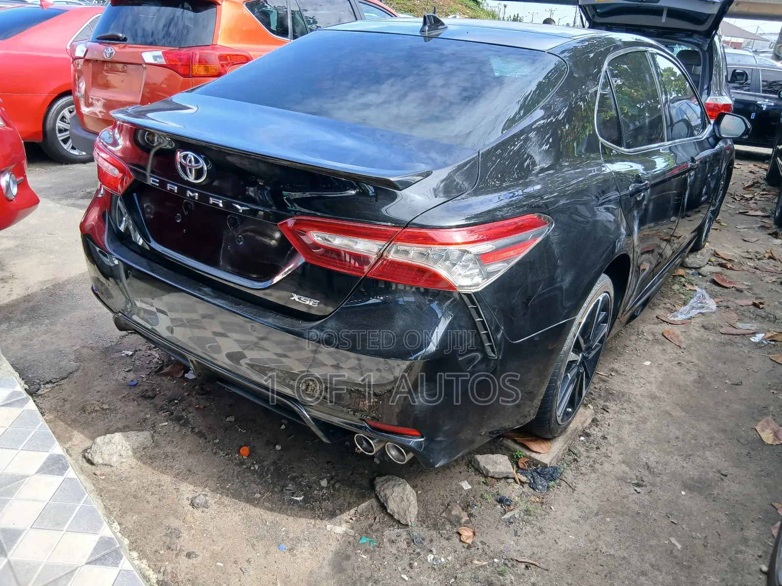 Toyota Camry XLE V6 FWD (3.5L 6cyl 8AM) 2018 Black