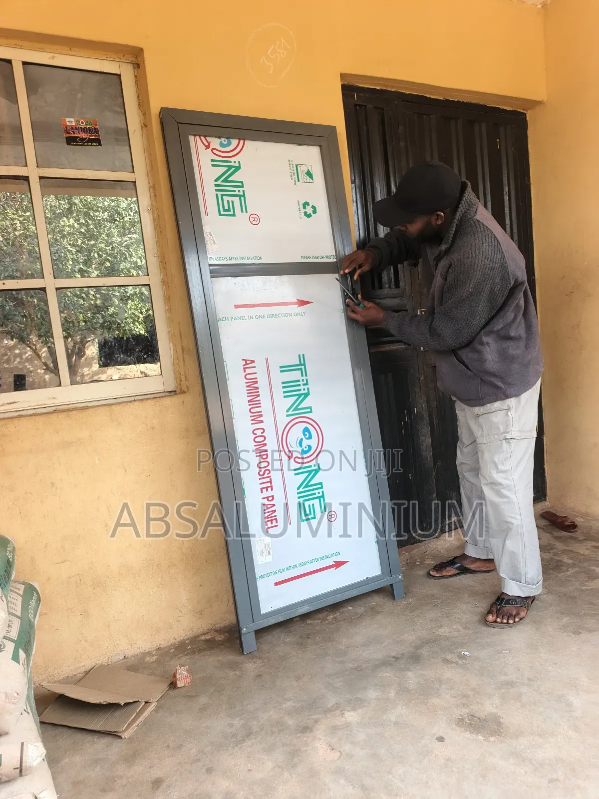 Aluminium Toilet Door