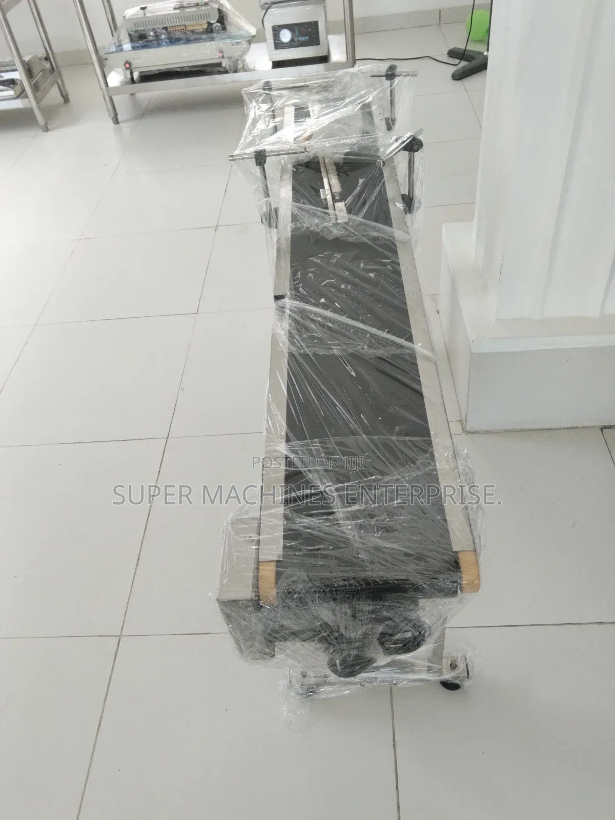 1.5 Meter Electric Conveyor