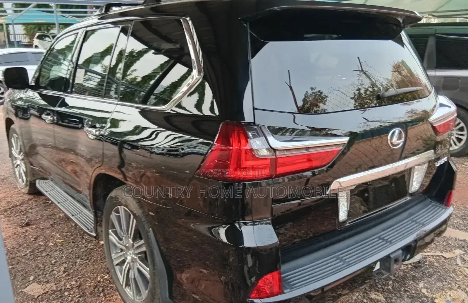 Lexus LX 570 (5 seats) AWD 2018 Matt Black
