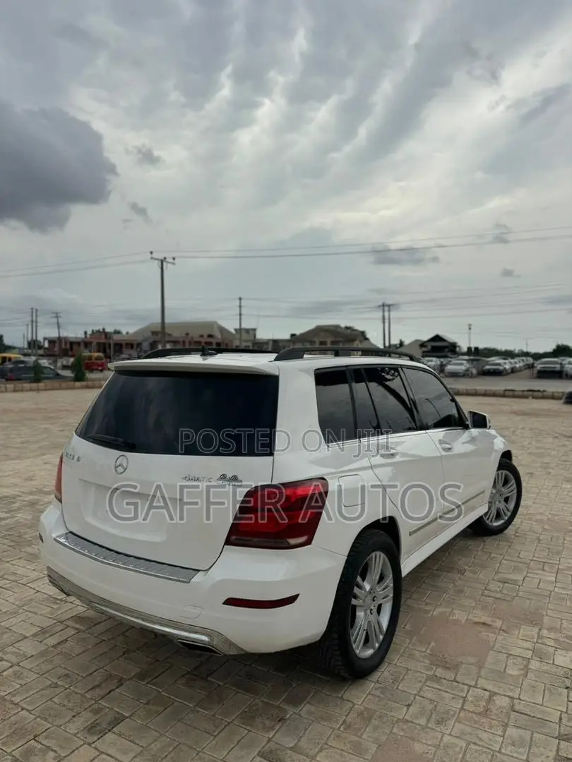 Mercedes-Benz GLK-Class 350 4MATIC 2014 White
