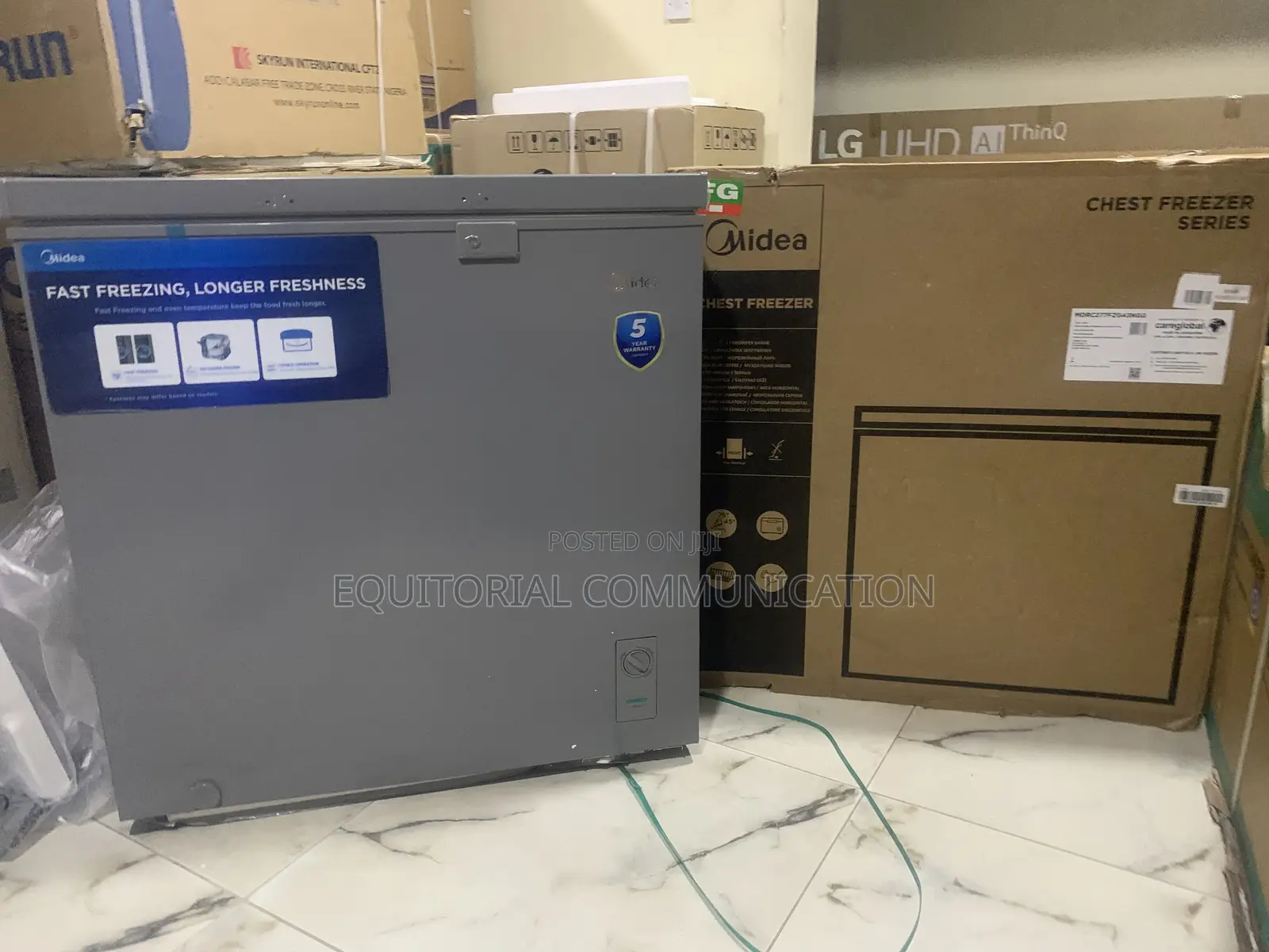 Midea 198l Chest Freezer for Catering Business