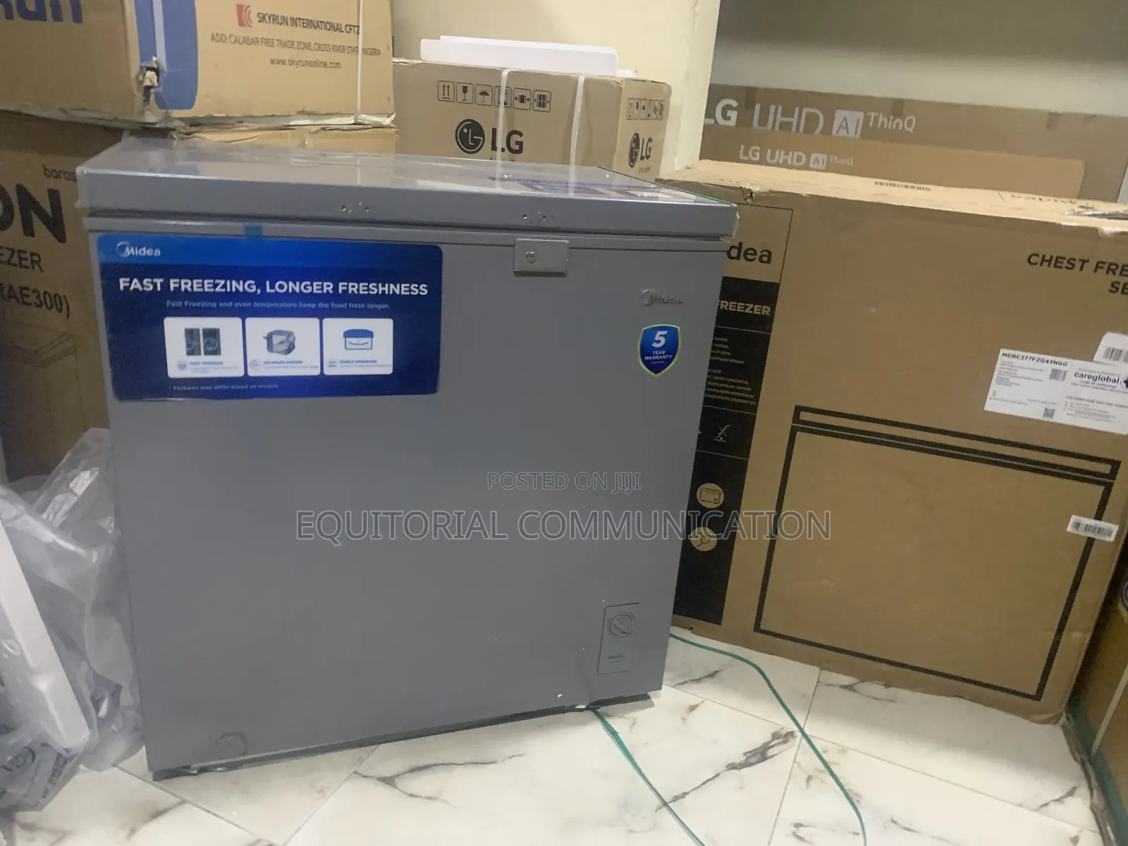 Midea 198l Chest Freezer for Catering Business