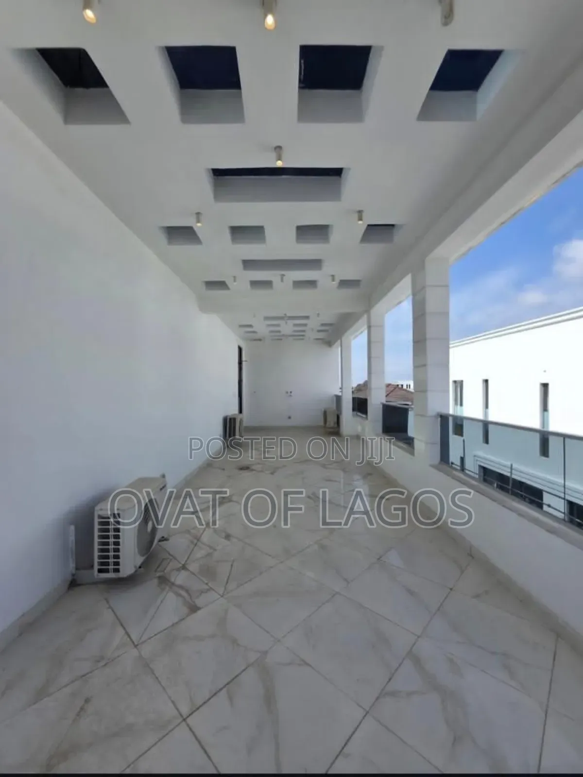 5bdrm Duplex in Pinnock Beach Estate, Osapa london for sale
