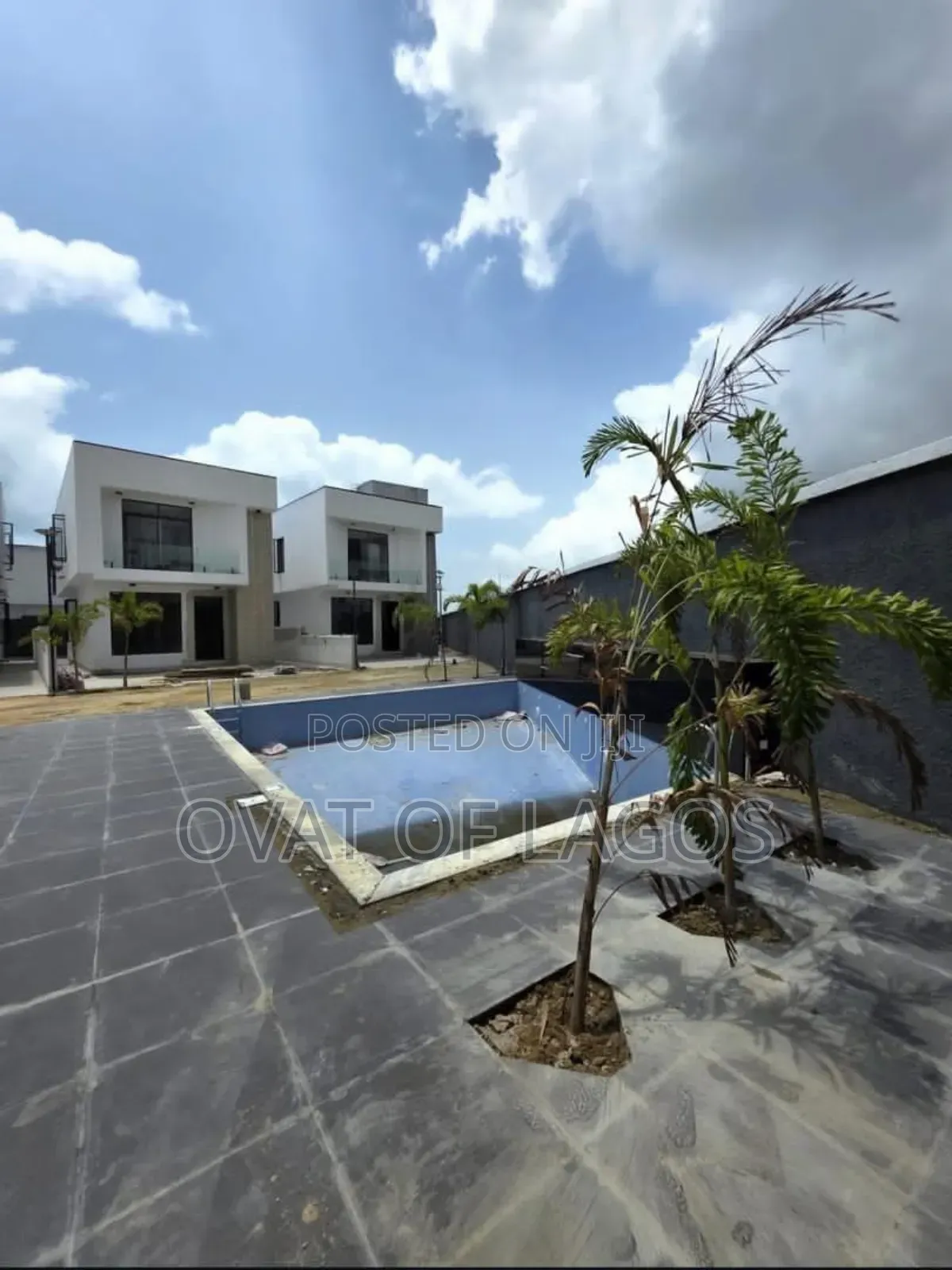 4bdrm Duplex in Orchid, Lekki for sale