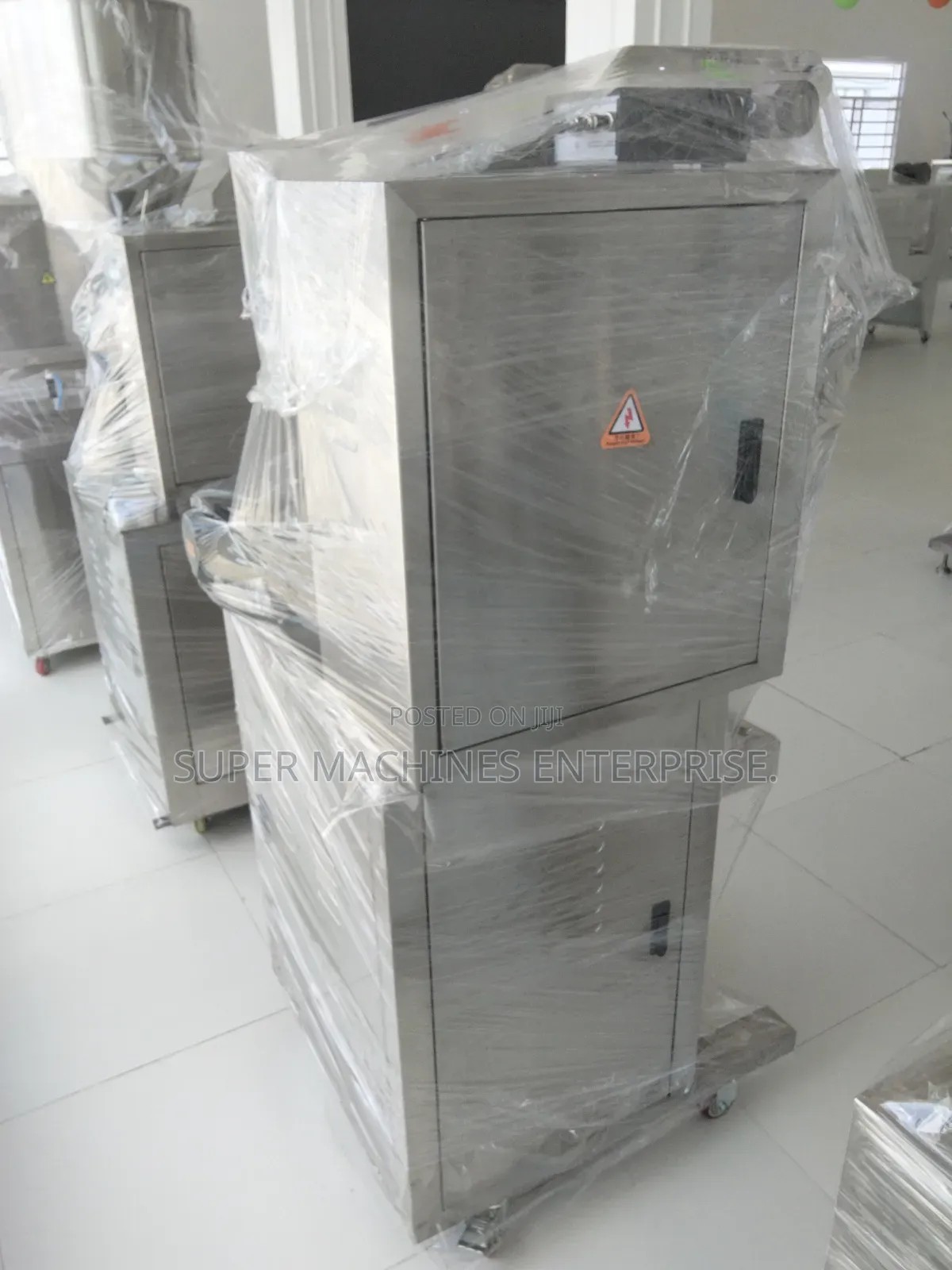 I Kg Powder Packaging Machine With Auto Loader and Conveyor